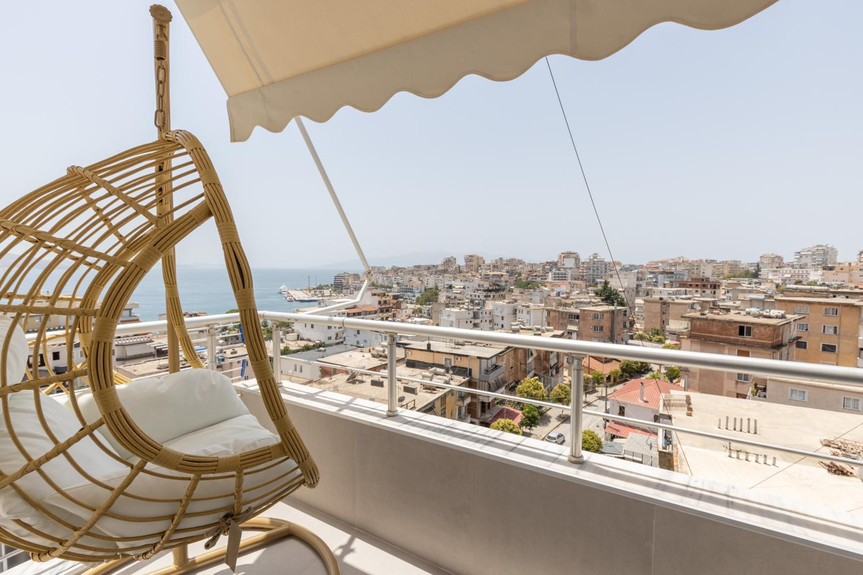 The View - Ruby, Luxury, Central