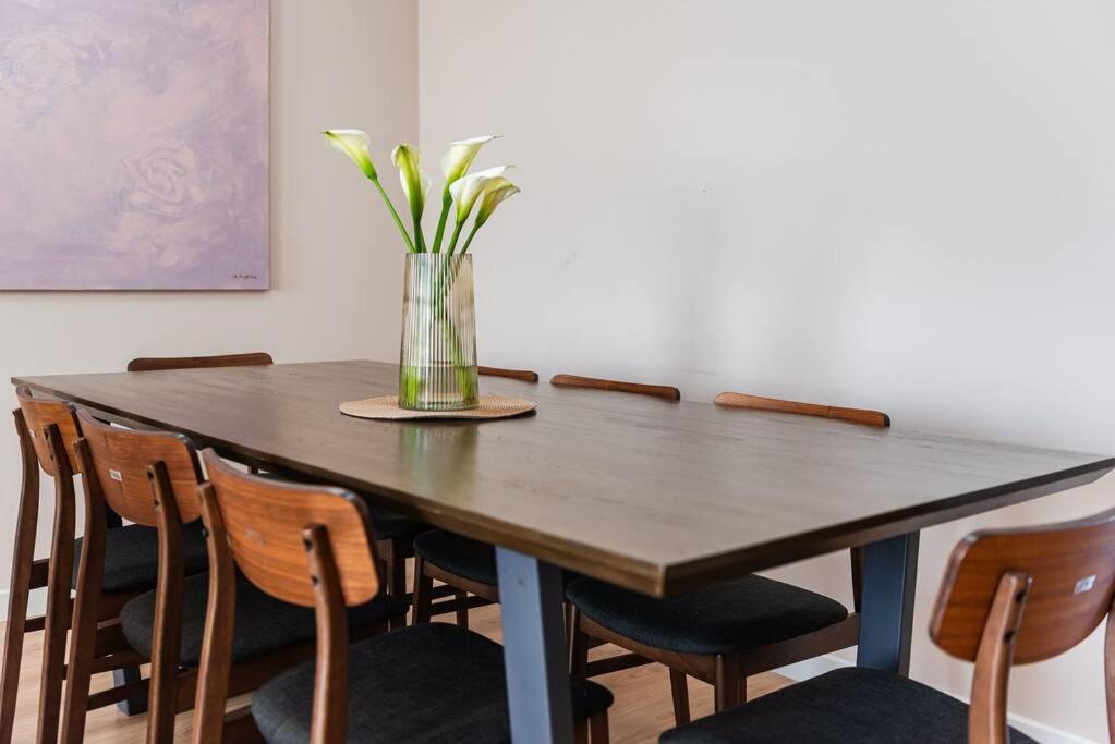 2-BR Apartment close to Radio Shkodra Roger That by Pik Host