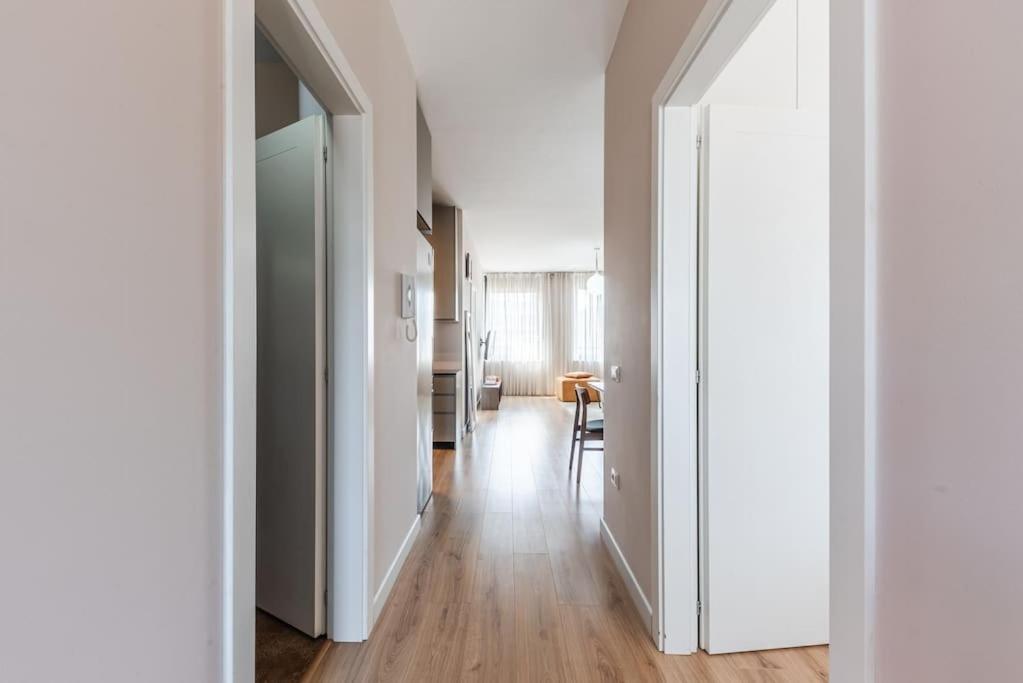 2-BR Apartment close to Radio Shkodra Roger That by Pik Host