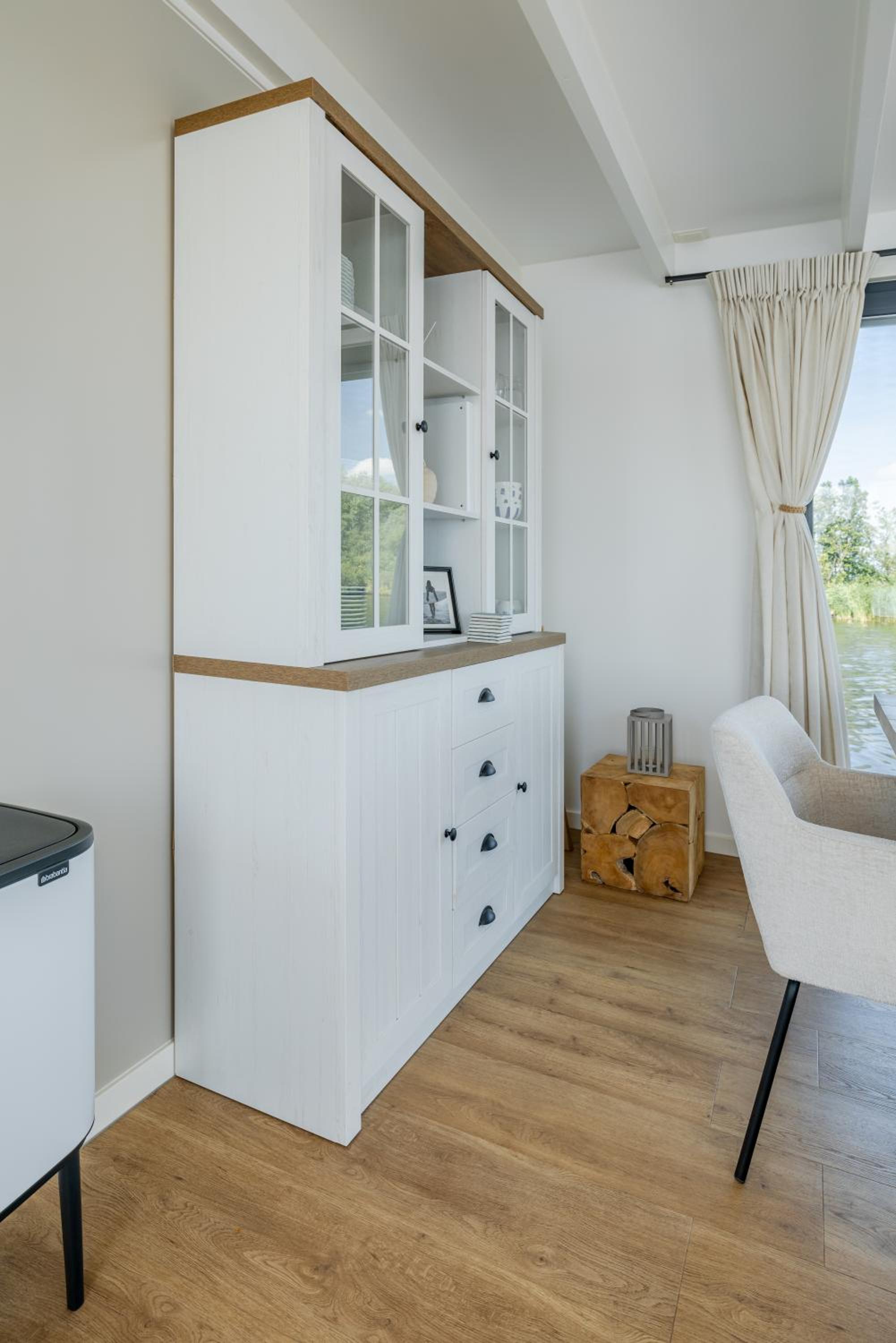 Surla houseboat 