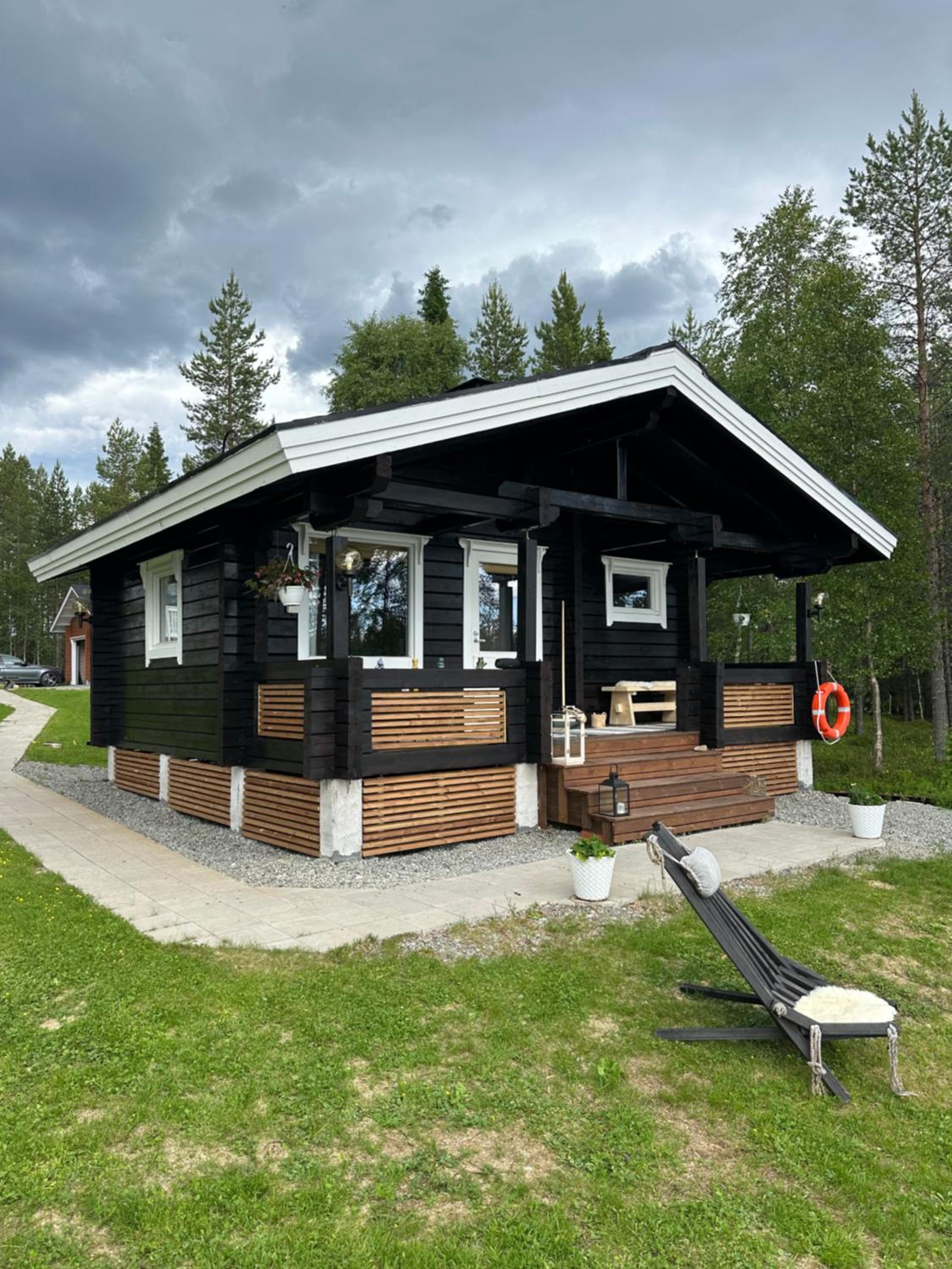 Villa Ihanus 100 m2 ja rantasauna järven rannalla view 2