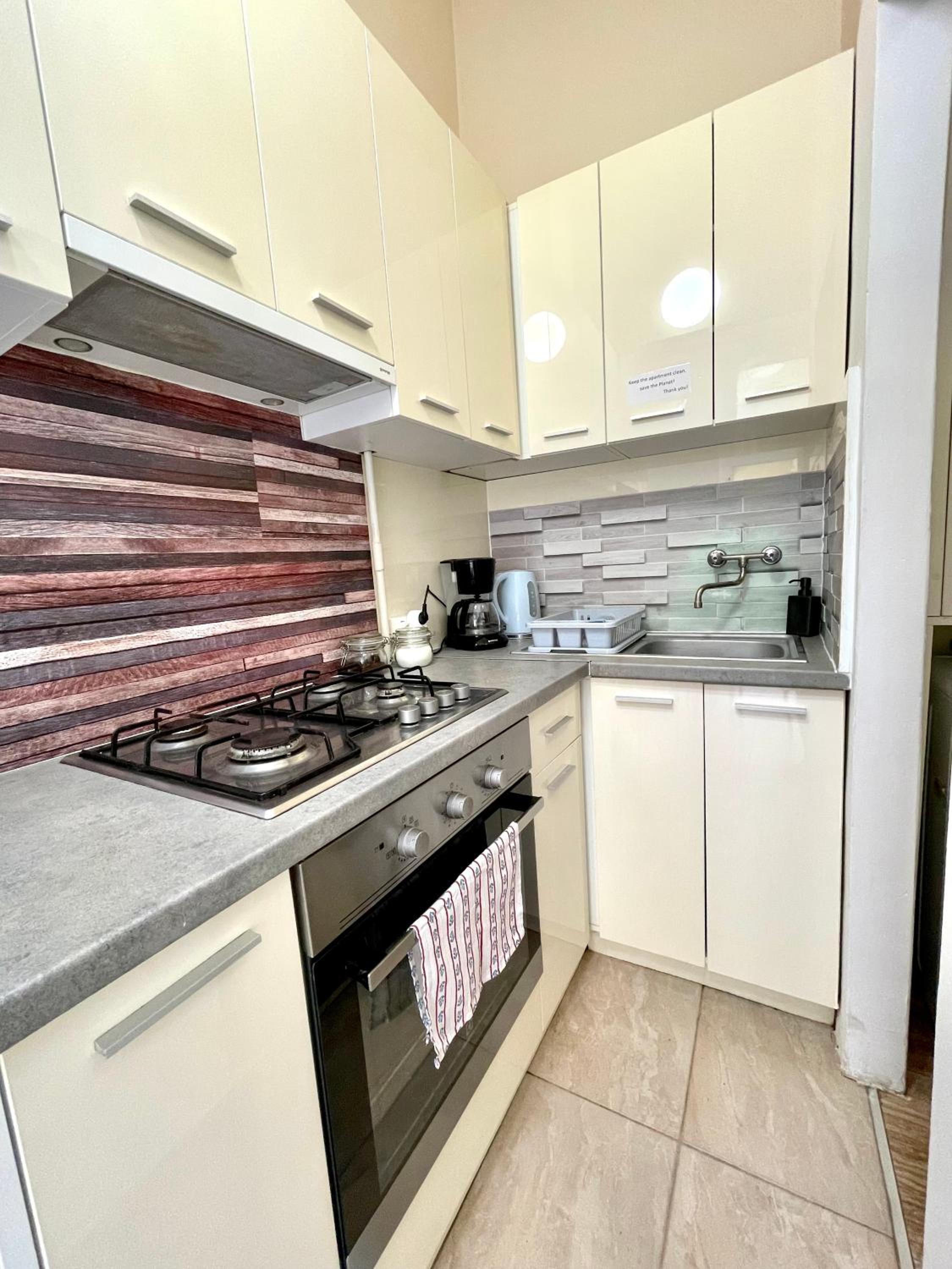 VERY WARM Nature Home near Gozsdu with FREE AIR CONDITIONER FREE COFFEE