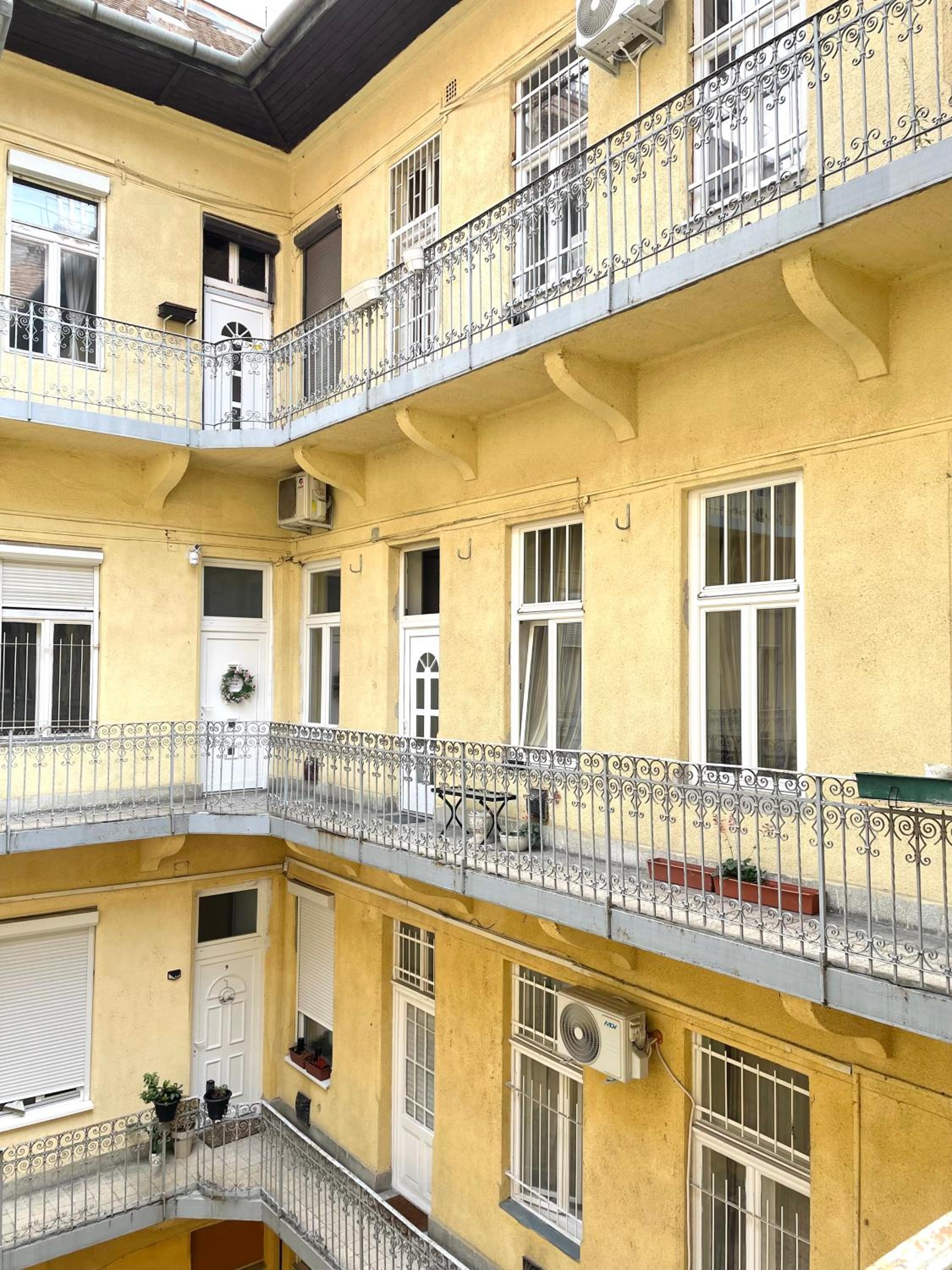 VERY WARM Nature Home near Gozsdu with FREE AIR CONDITIONER FREE COFFEE