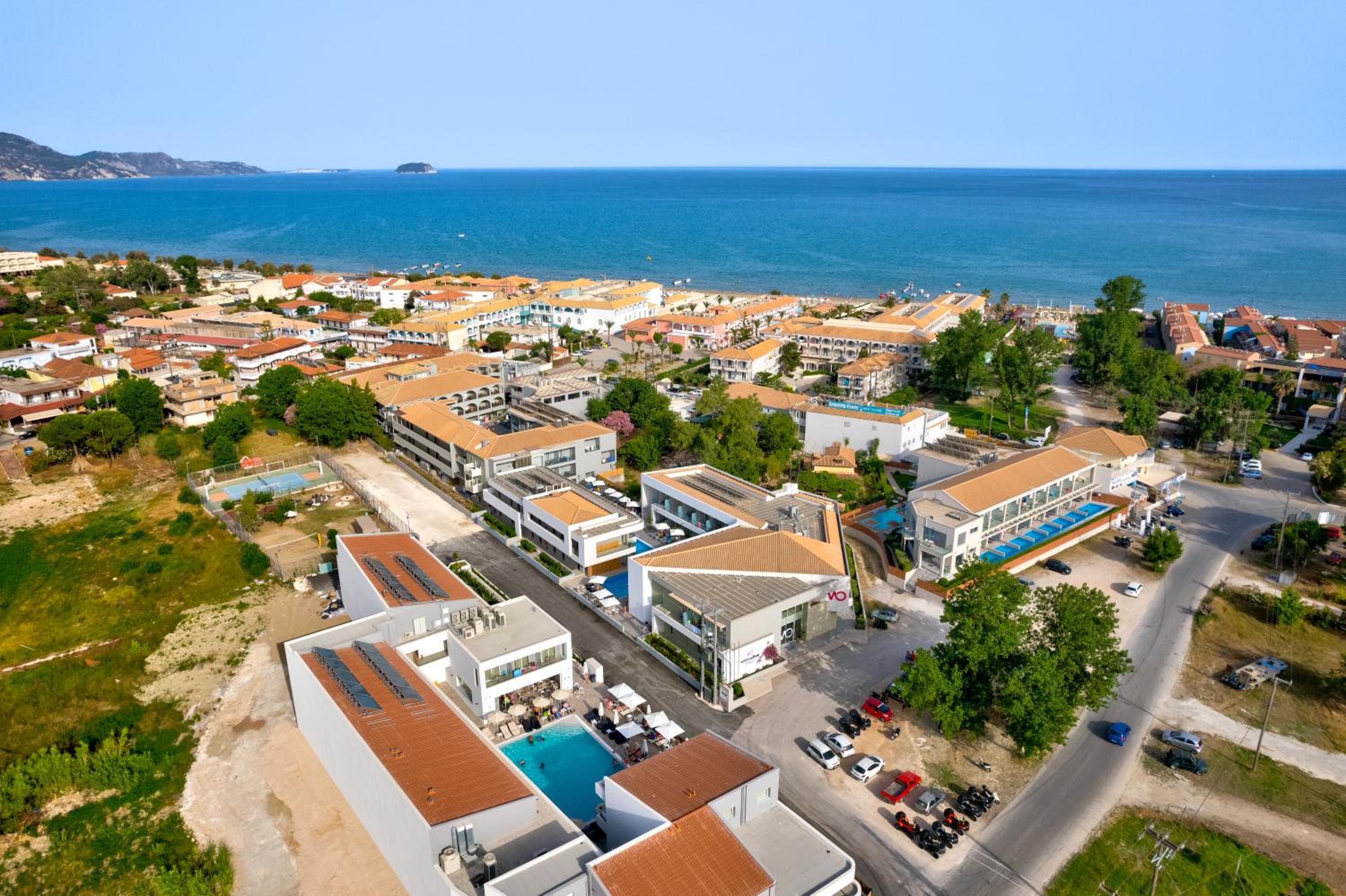 Hotel White Olive Premium Laganas - Image 1