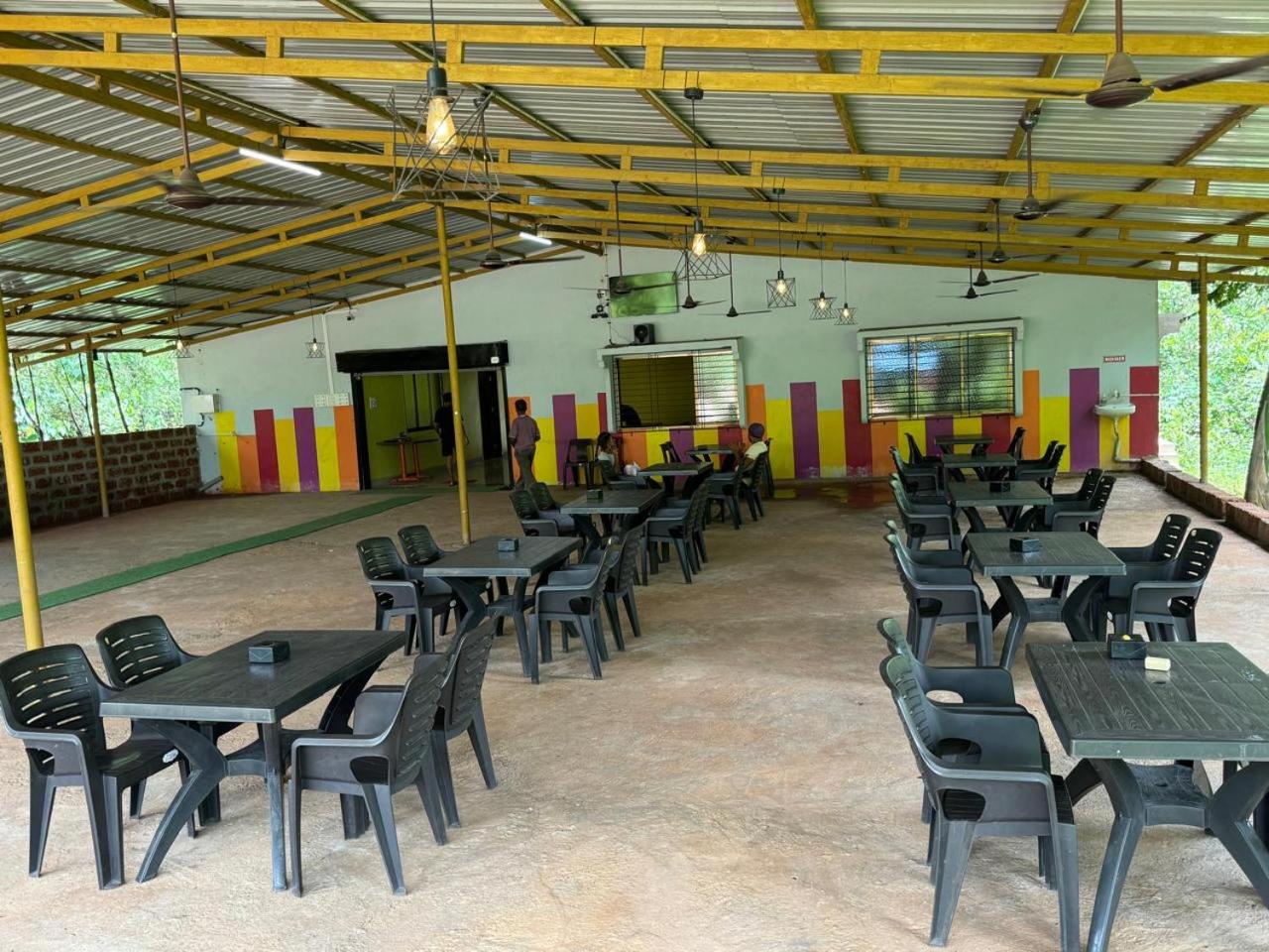 Hotel Shalini Palace