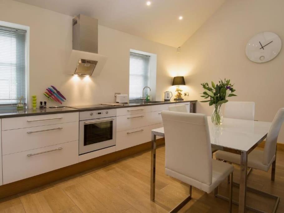 Bramley - Luxury Lincolnshire Cottage view 3