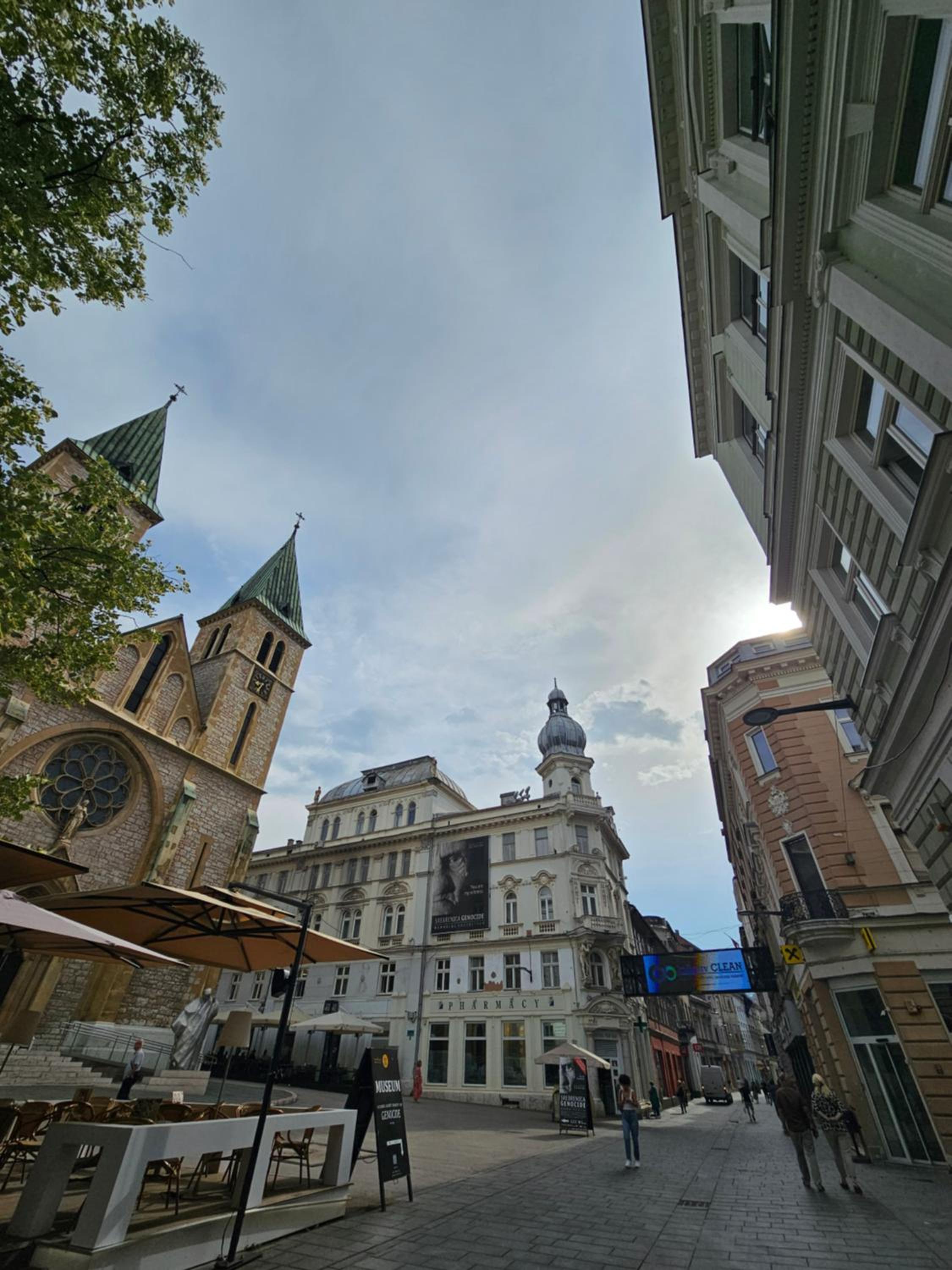 Leopold Chillout Hostel