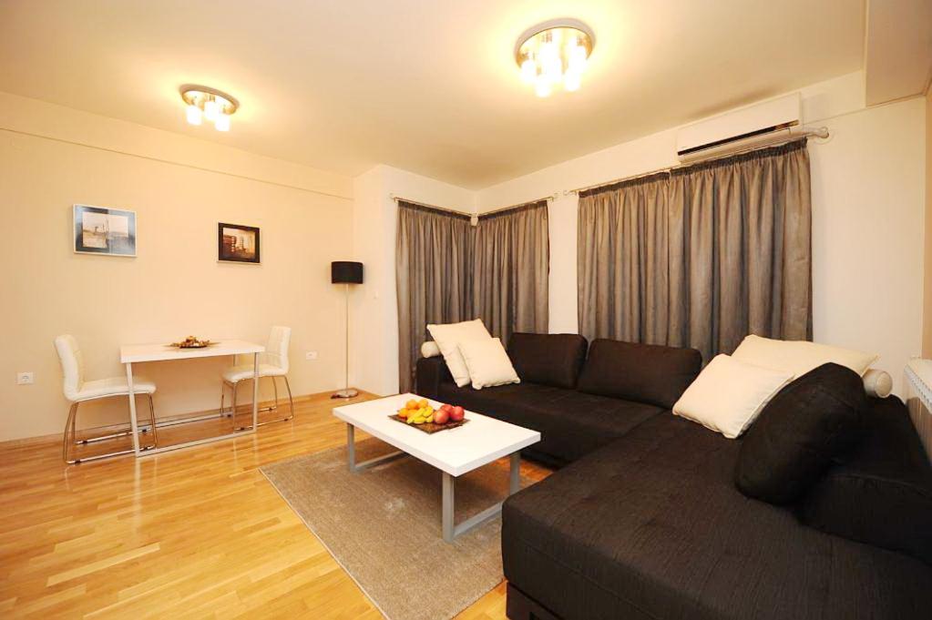 Tim Apartments