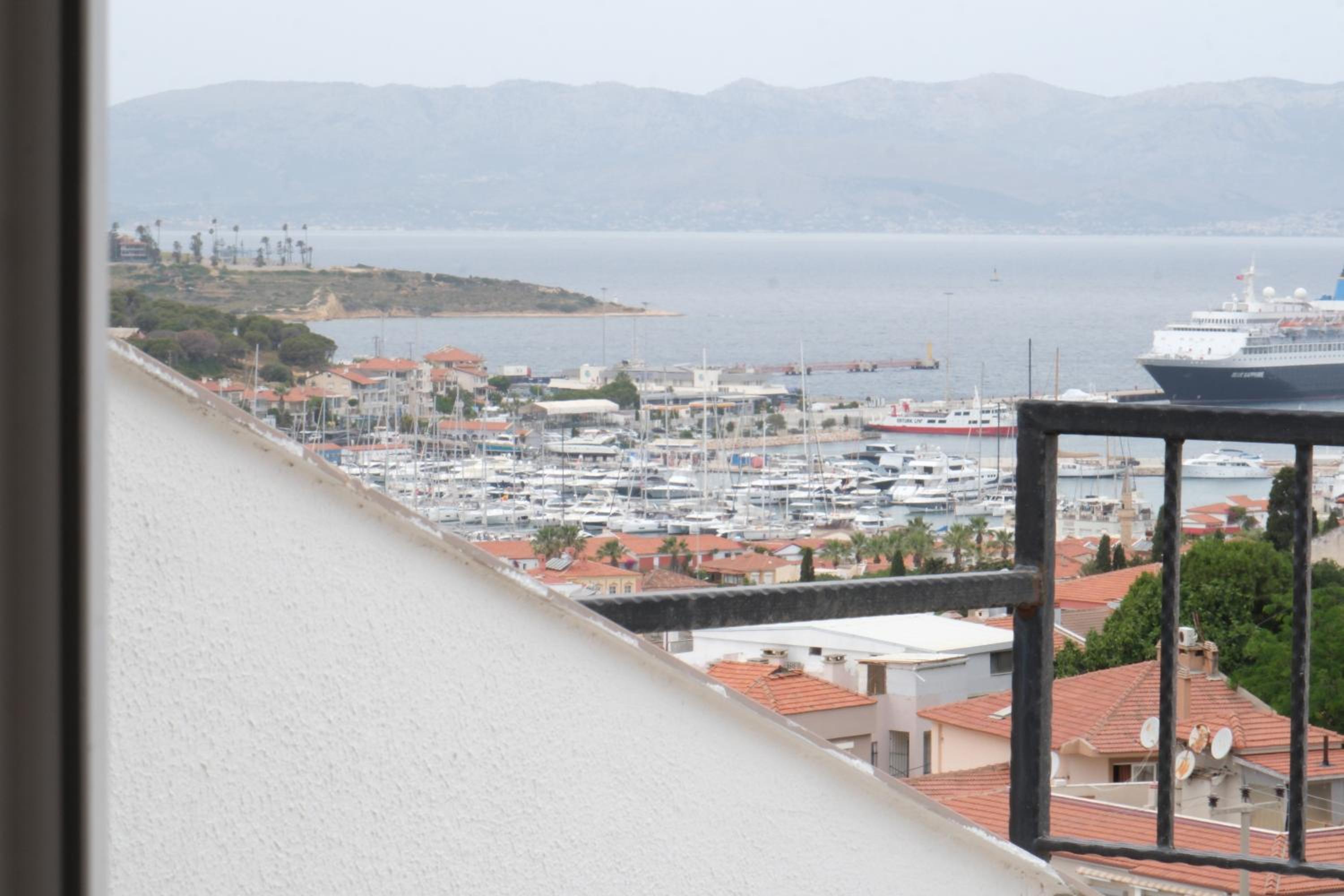 Your charming sea view penthouse in Çeşme view 4