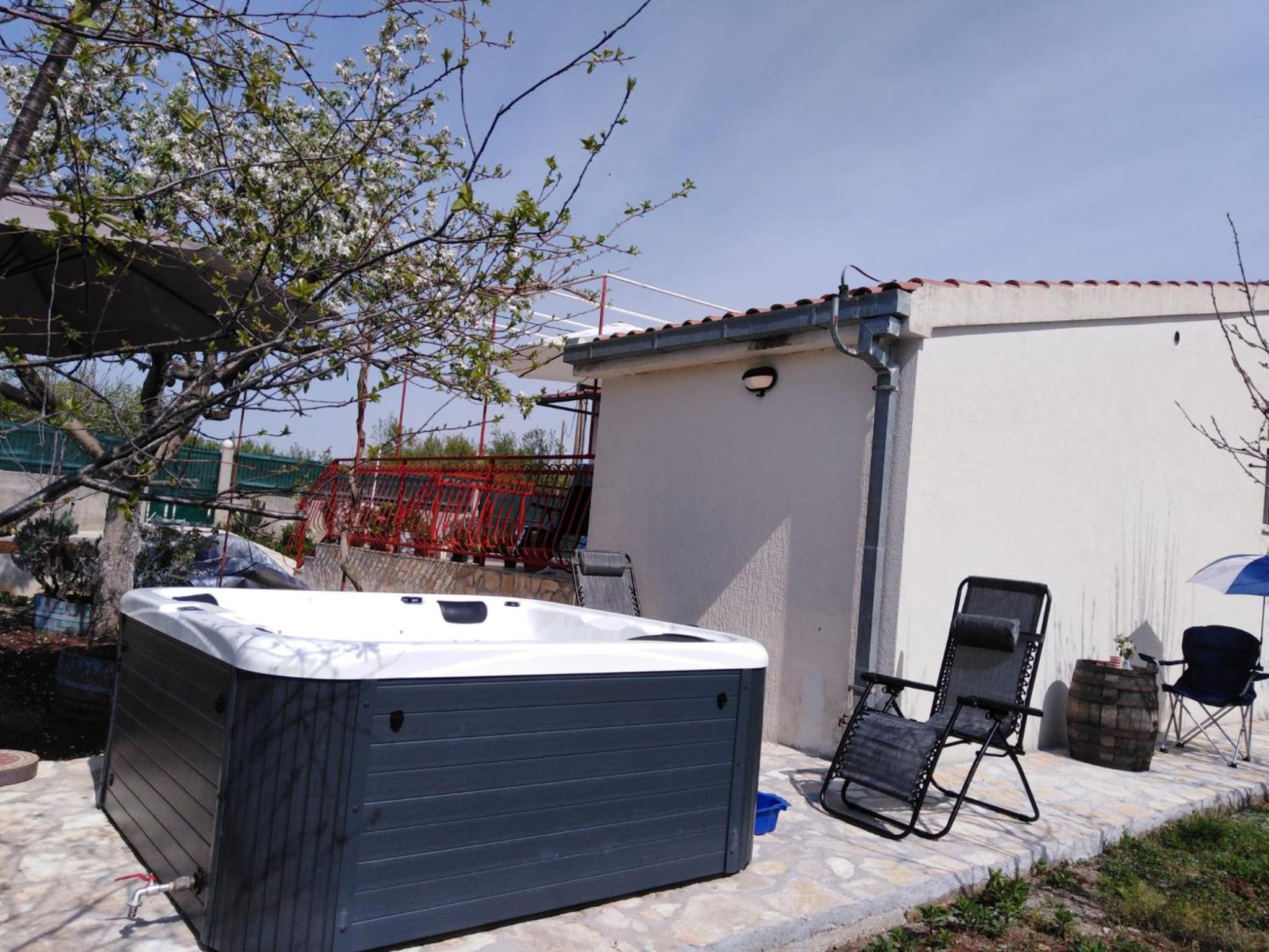 Guest house Tamy - with jacuzzi view 3