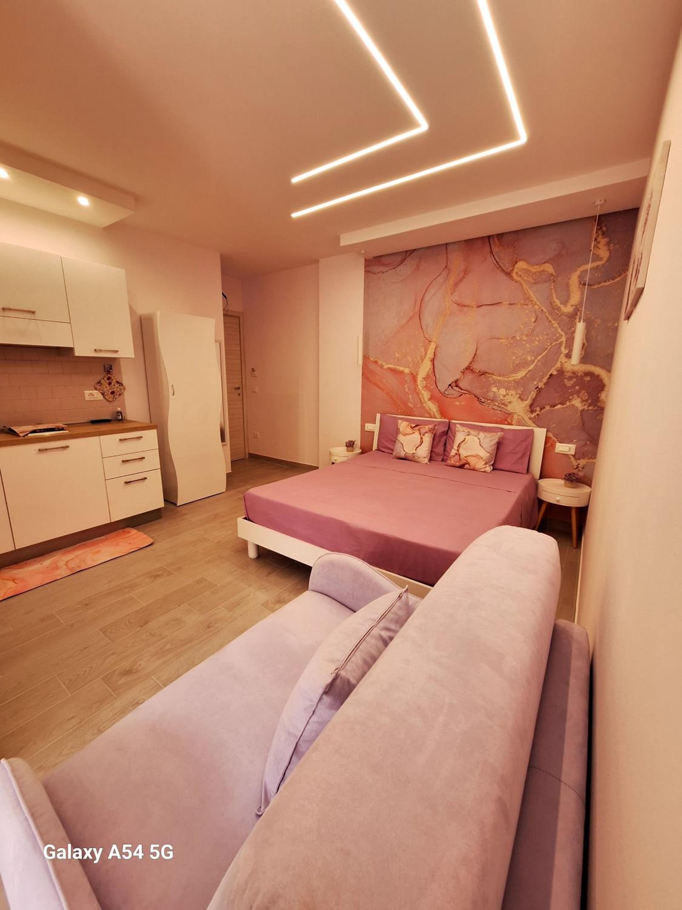 Flowers Apartment