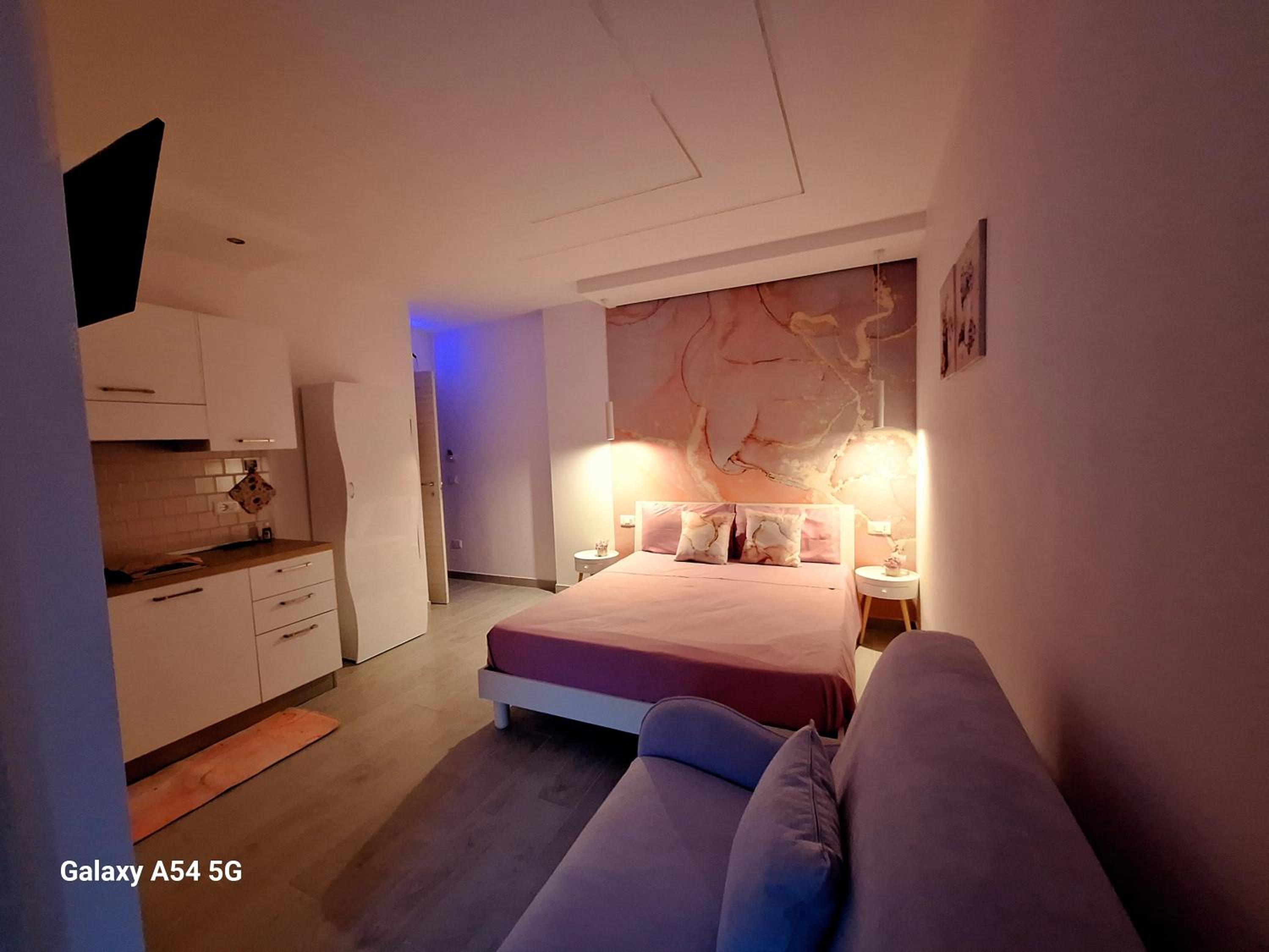 Flowers Apartment