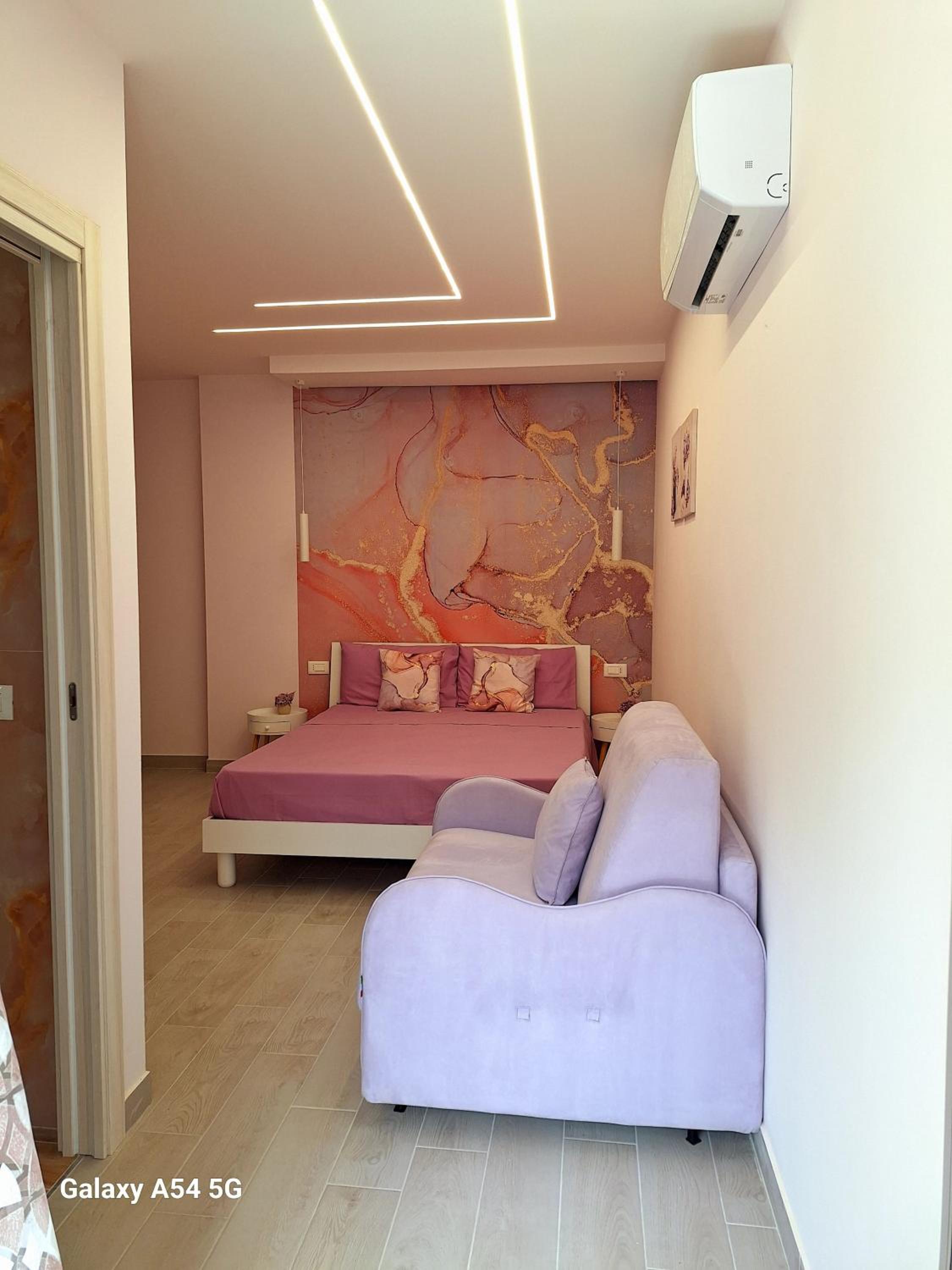 Flowers Apartment