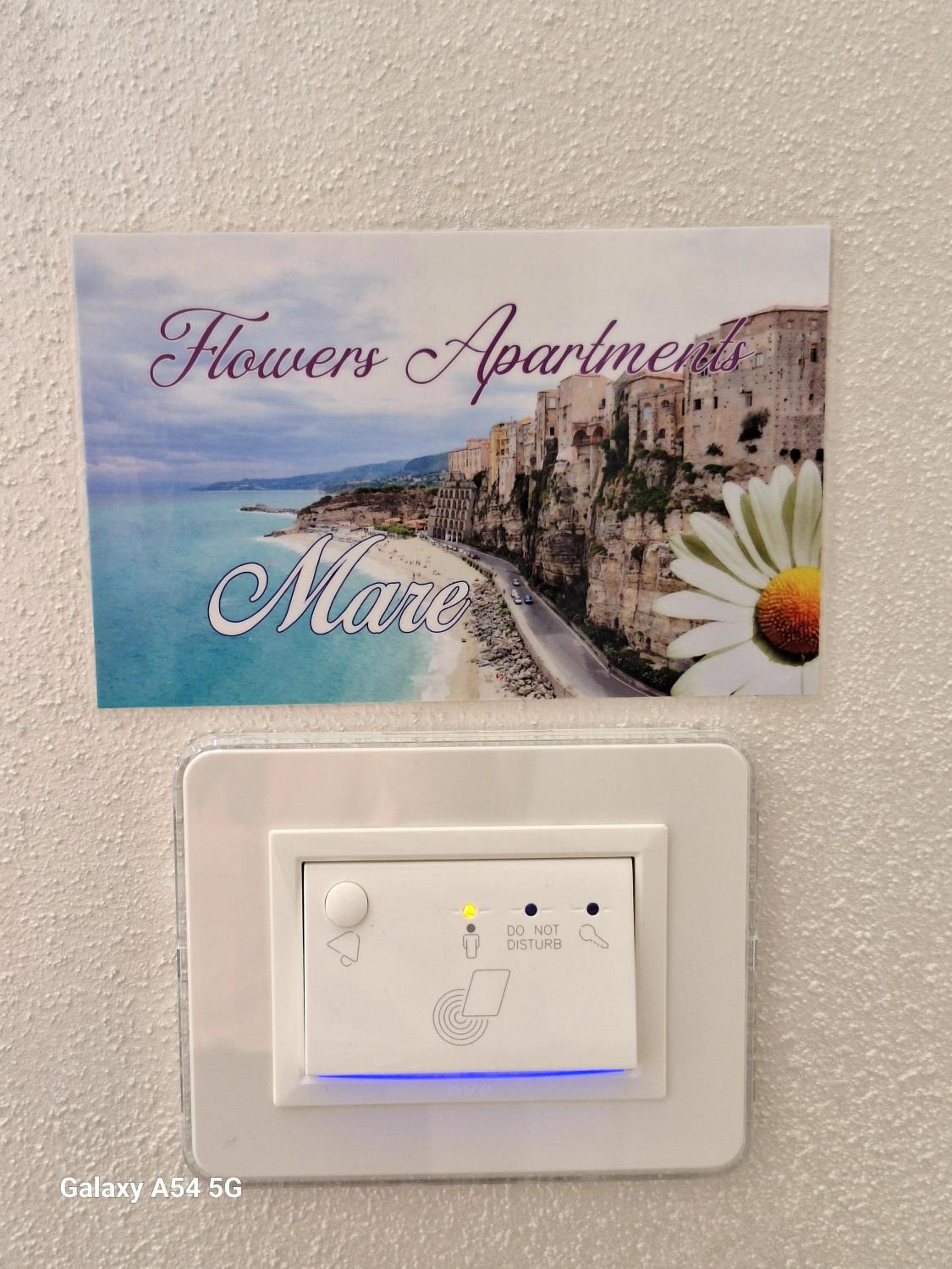 Flowers Apartment