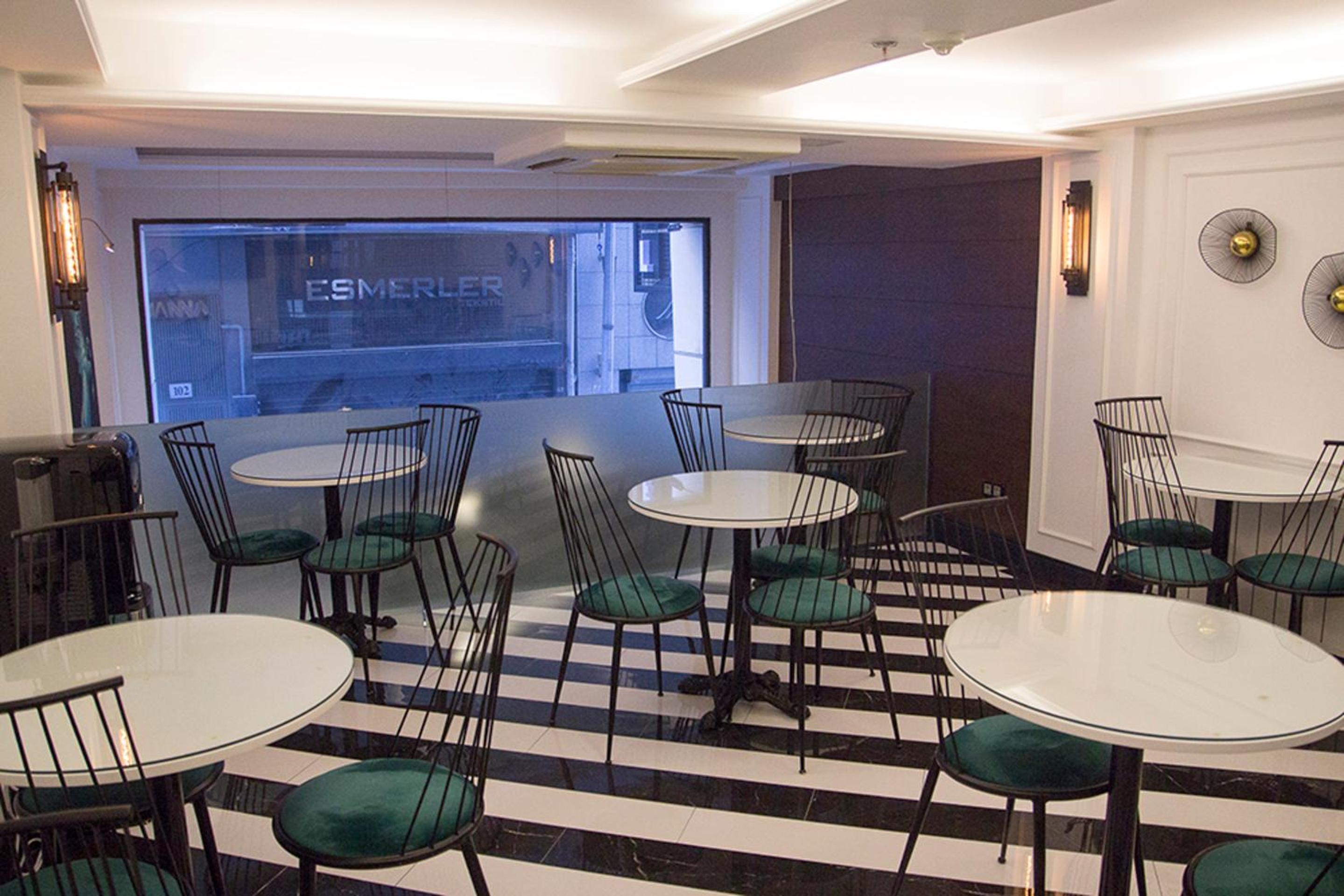 The 22 Hotel - Image 8