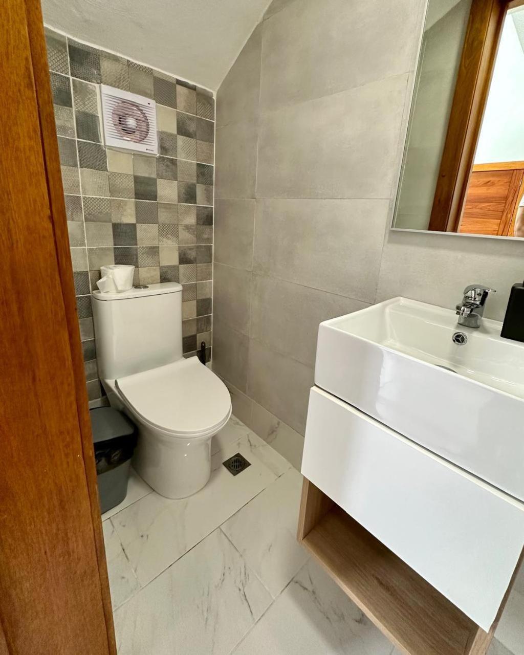 Yakimel Villa Airbnb