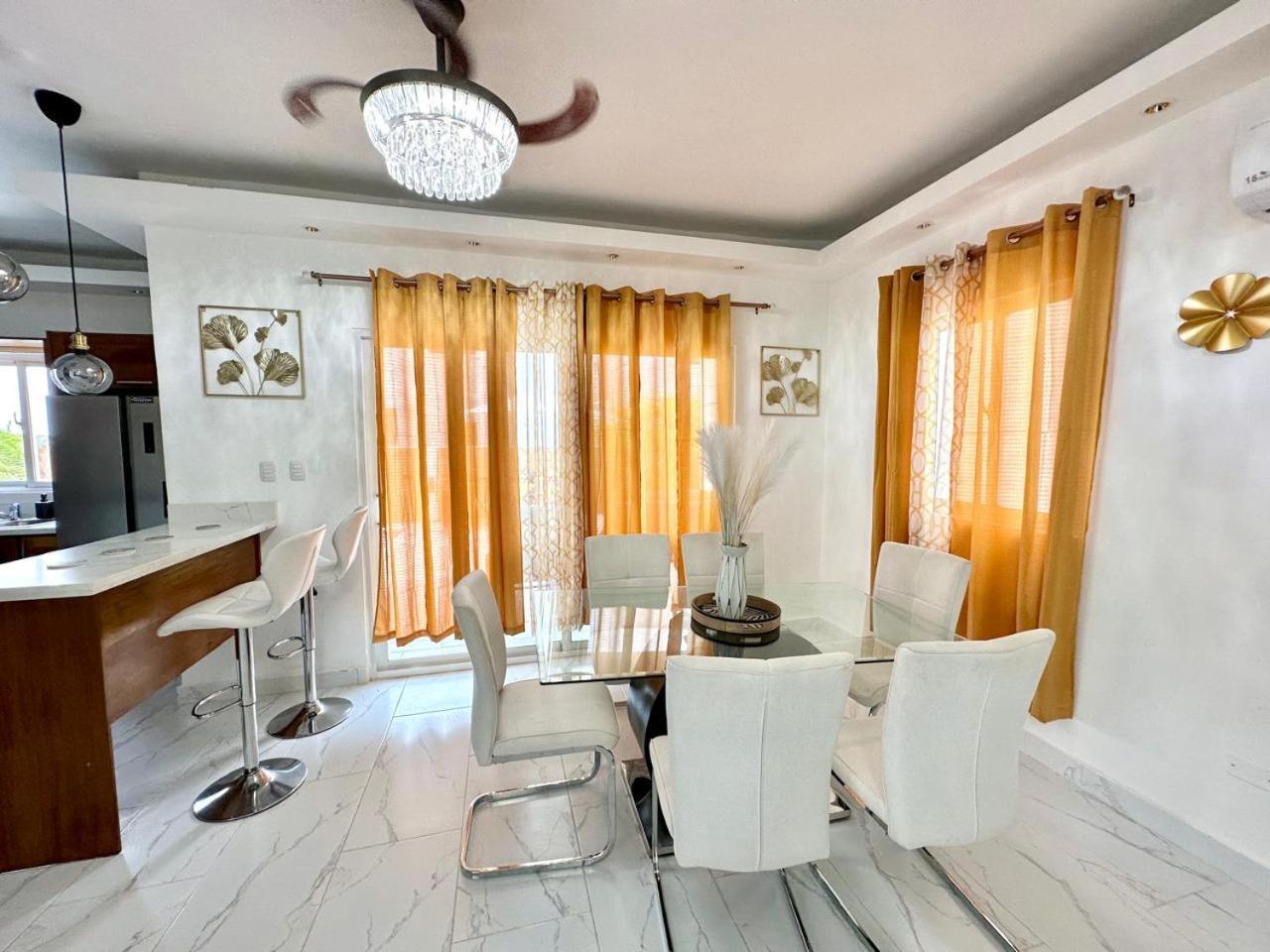 Yakimel Villa Airbnb