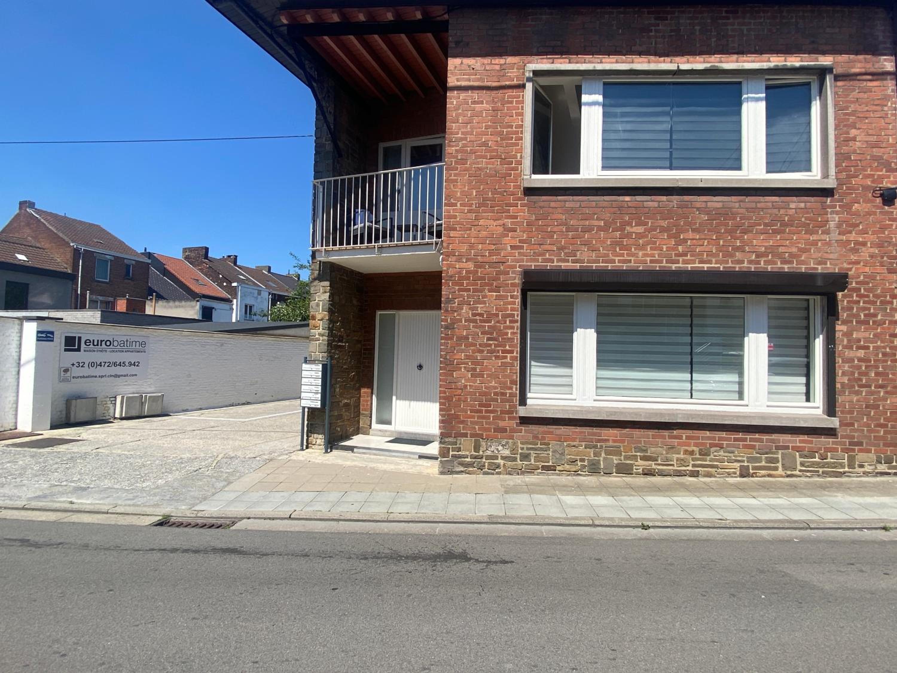 D-011 Bel appart calme climatisé parking privé gratuit sur demande