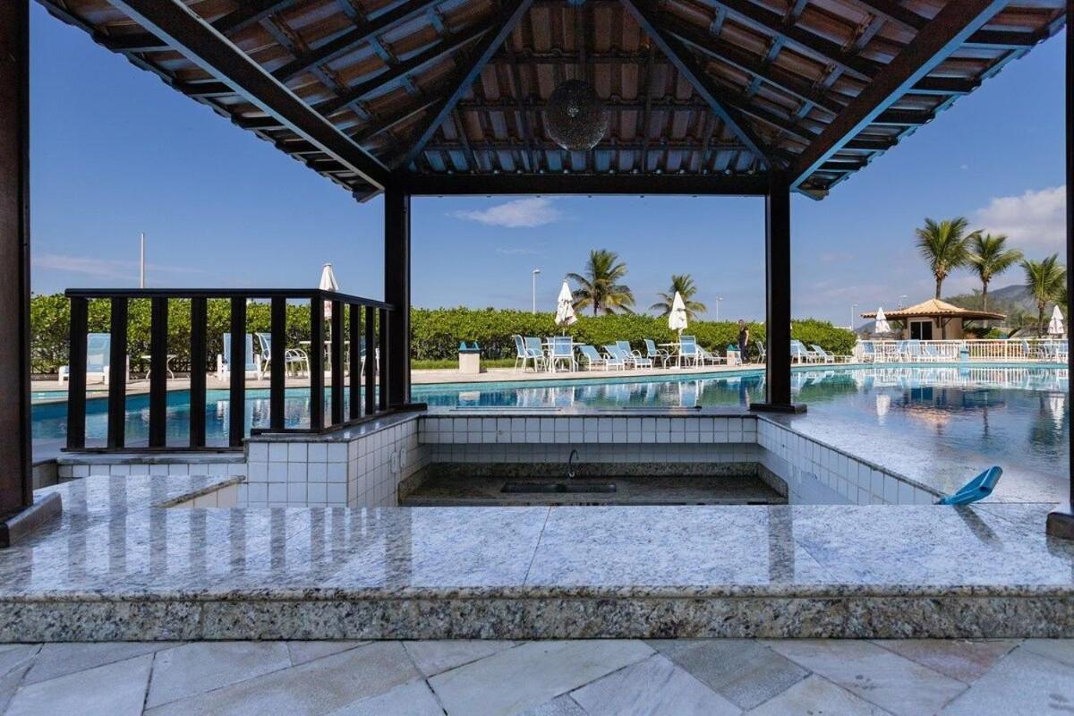 Apart hotel a Beira Mar na praia do Recreio