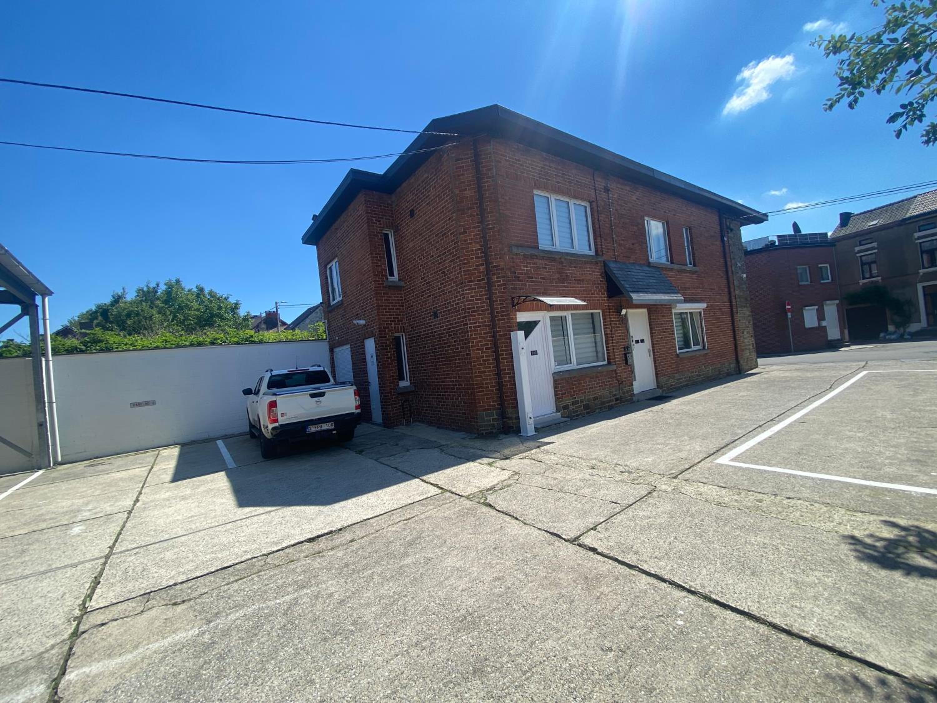 D-012 Bel appart et balcon climatisé parking privé gratuit sur demande