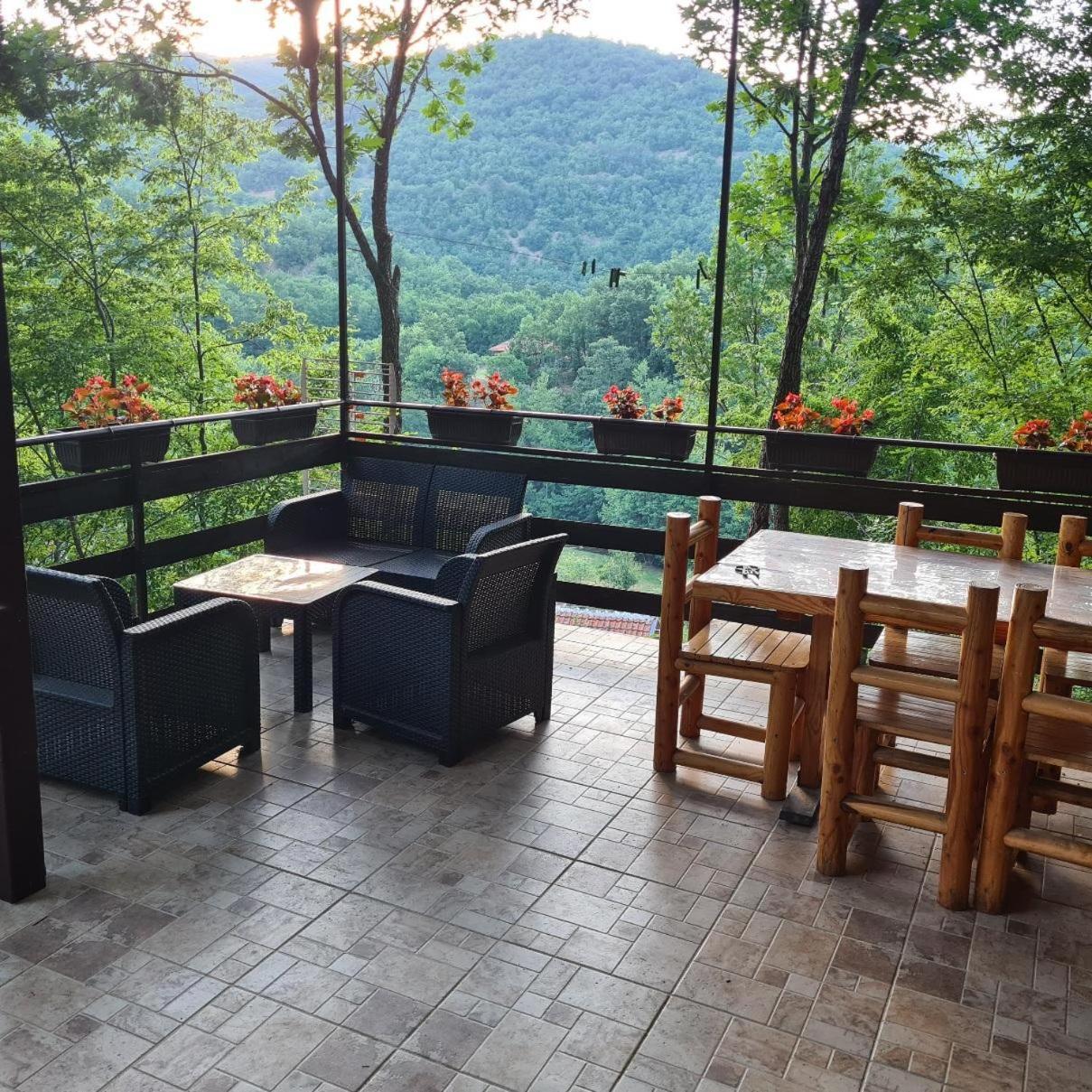 Vikend kuća Jović view 2
