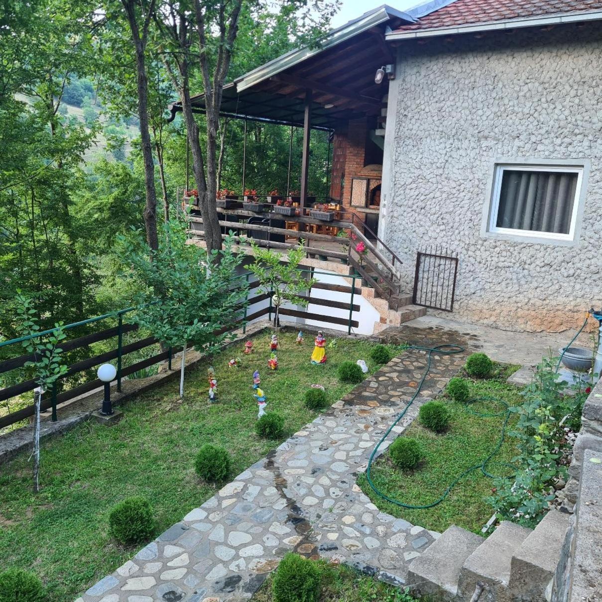 Vikend kuća Jović view 3
