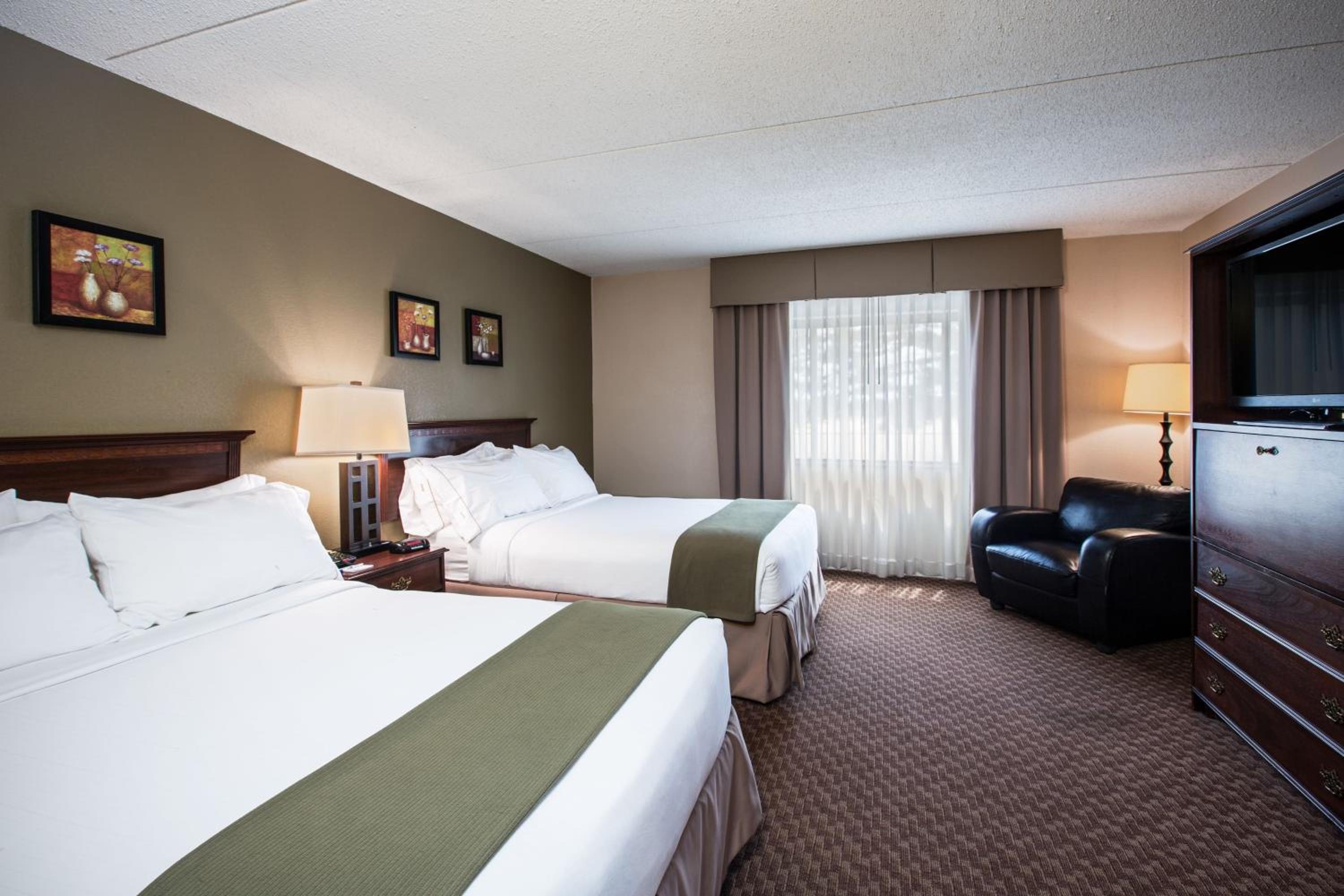 Holiday Inn Express Schaumburg-Rolling Meadows, an IHG Hotel - Property Image 1