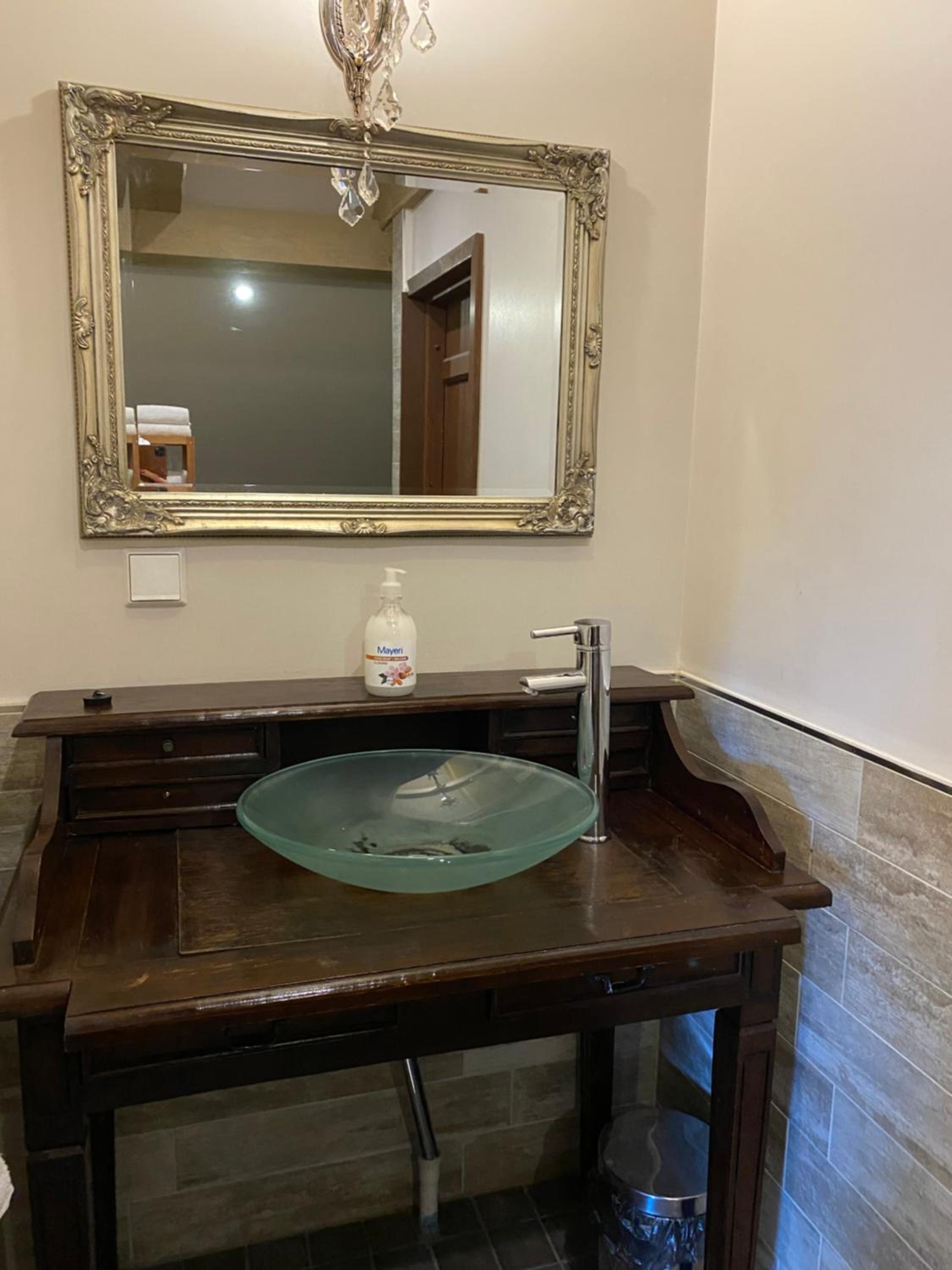 Ontika Manor Unique Apartment