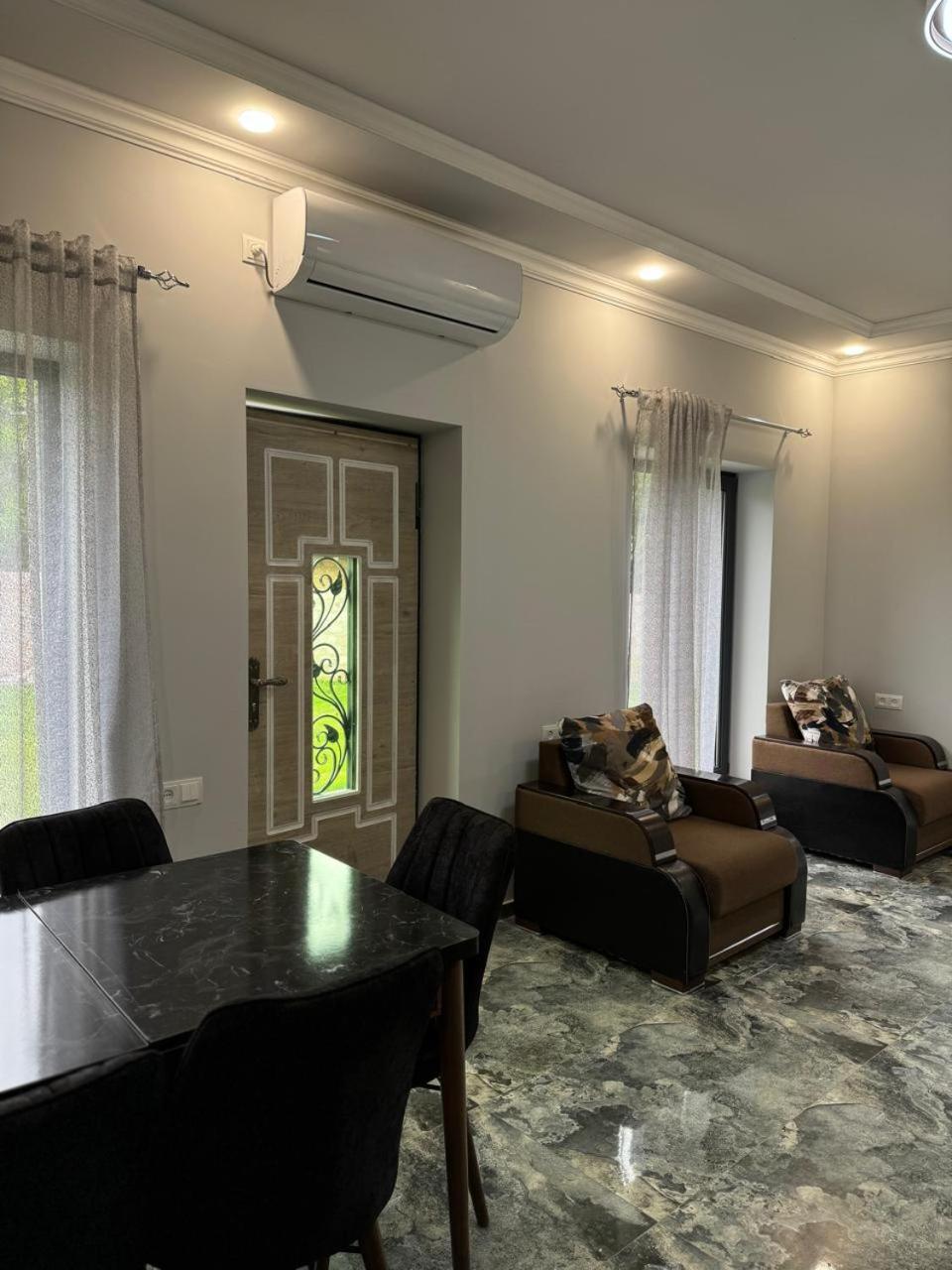 Rent House Byurakan