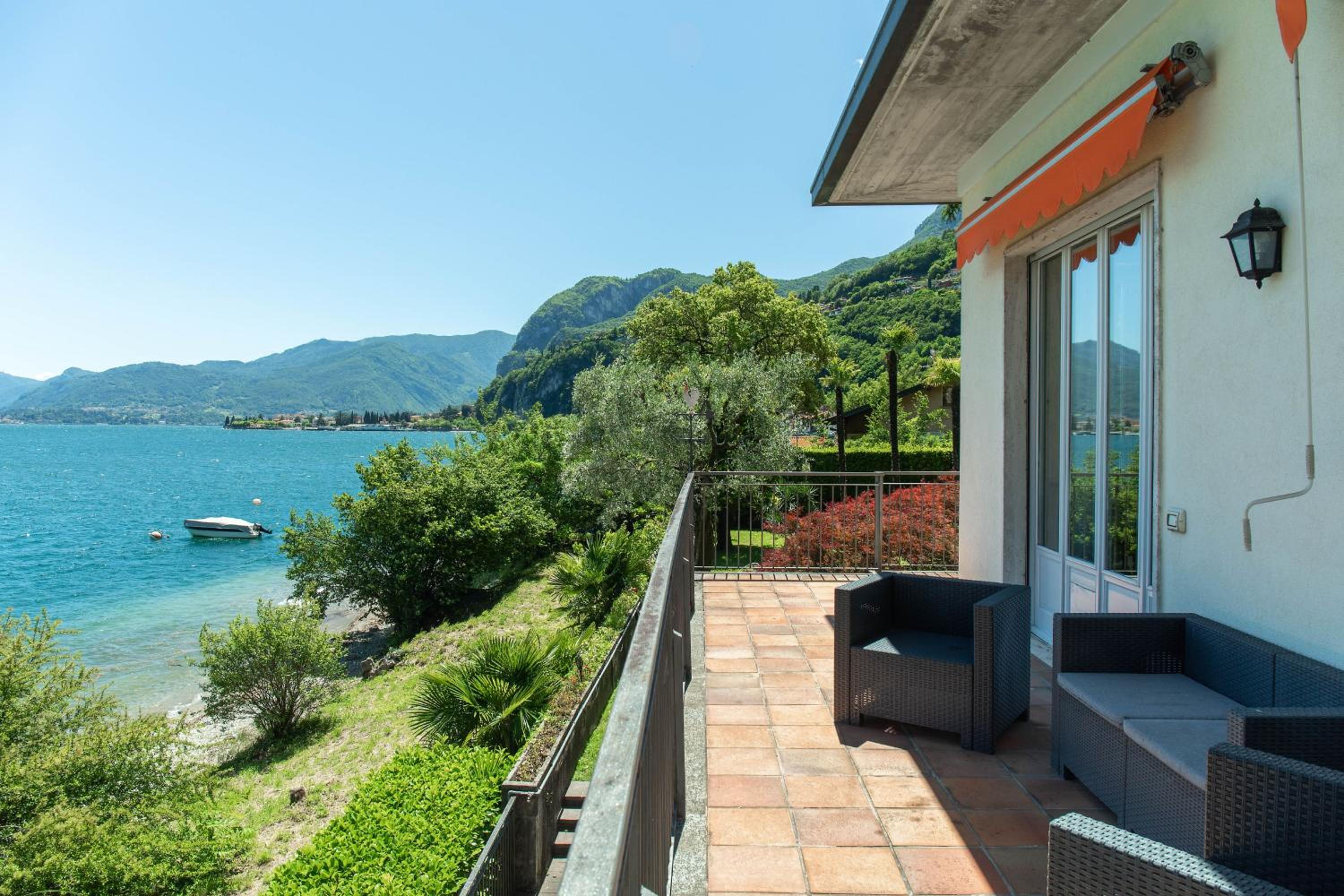 Welcomely - Villa Helios view 2