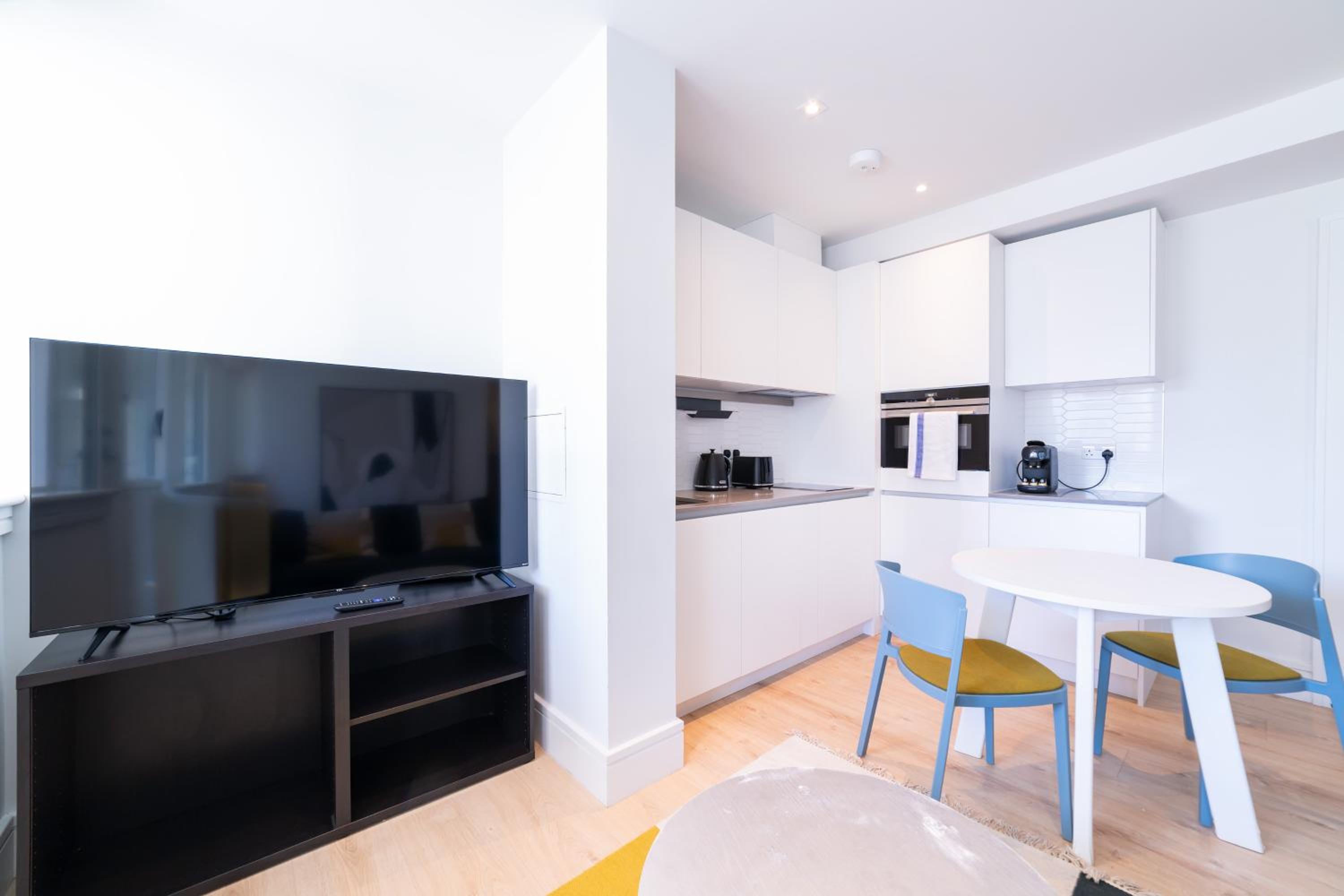 Stylish Retreats on Olympic Way