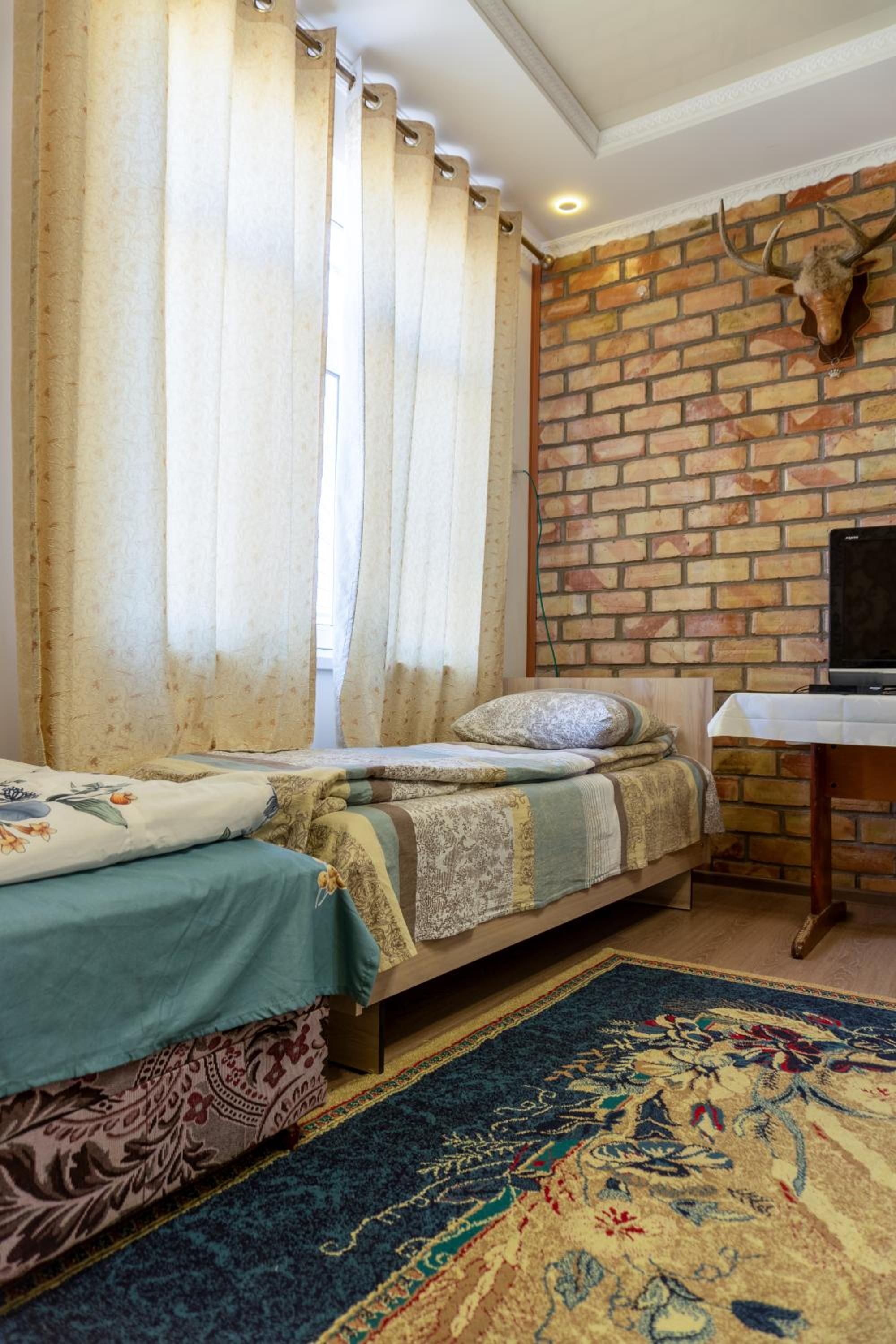 Guest house and yurt camp Svetlana