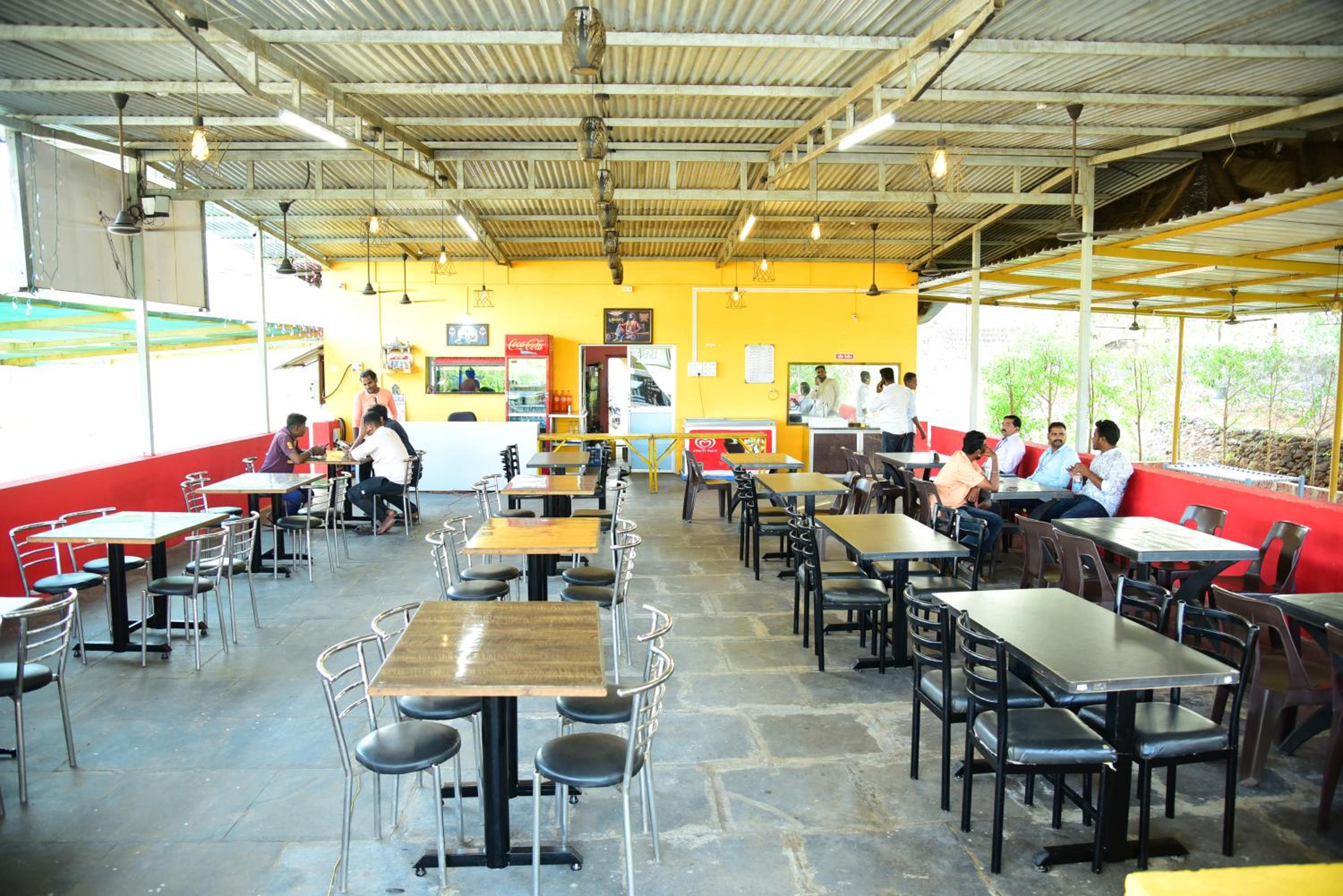 Hotel Shalini Palace