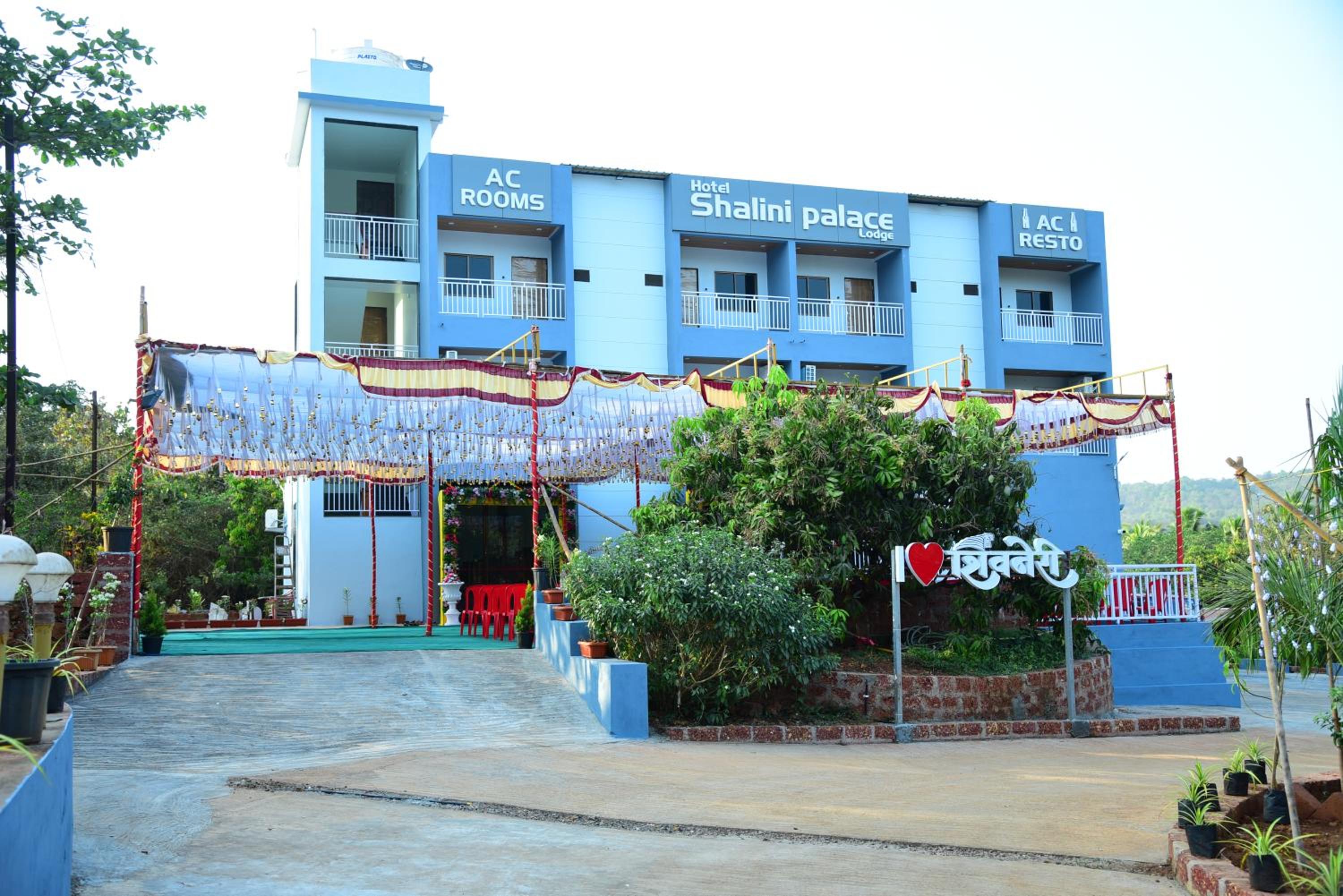 Hotel Shalini Palace