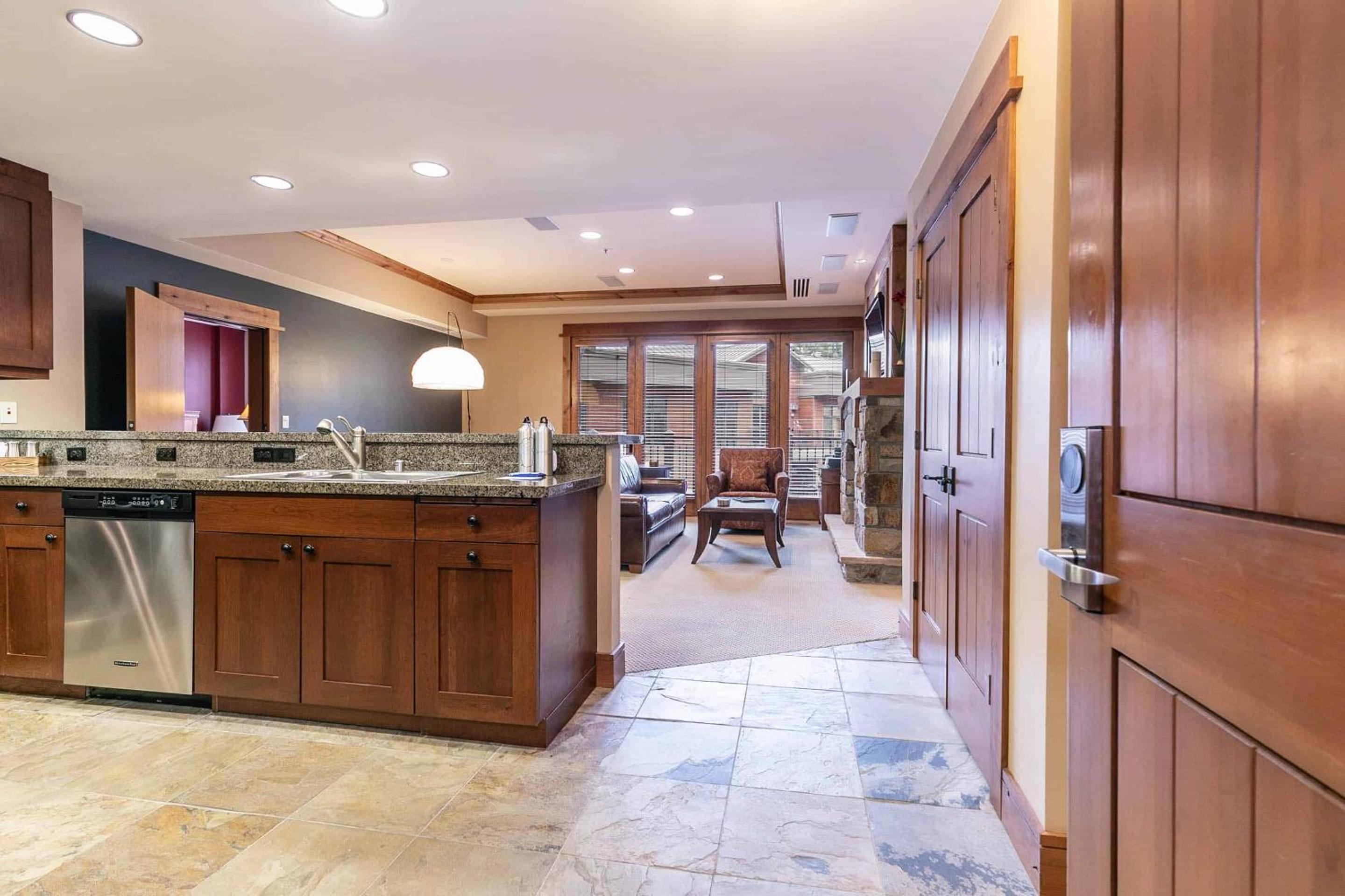 Lake Tahoe Vacations - Catamount Lodge 201B by East West Hospitality - Property Image 14