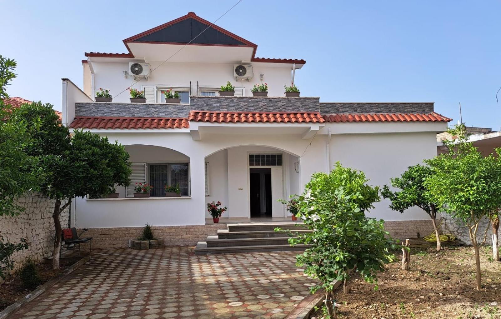 Vila Vokopola