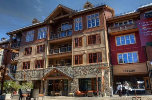 Lake Tahoe Vacations - Catamount Lodge 201A by East West Hospitality - Property Image 9