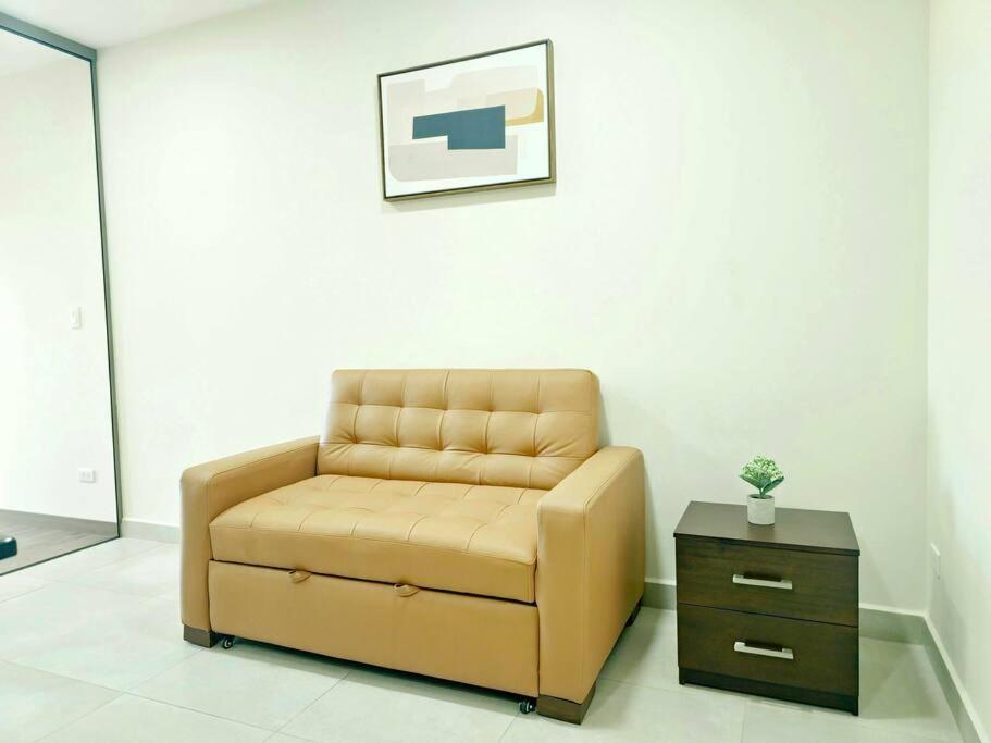 Acogedor departamento muy tranquil y proximo al stadium