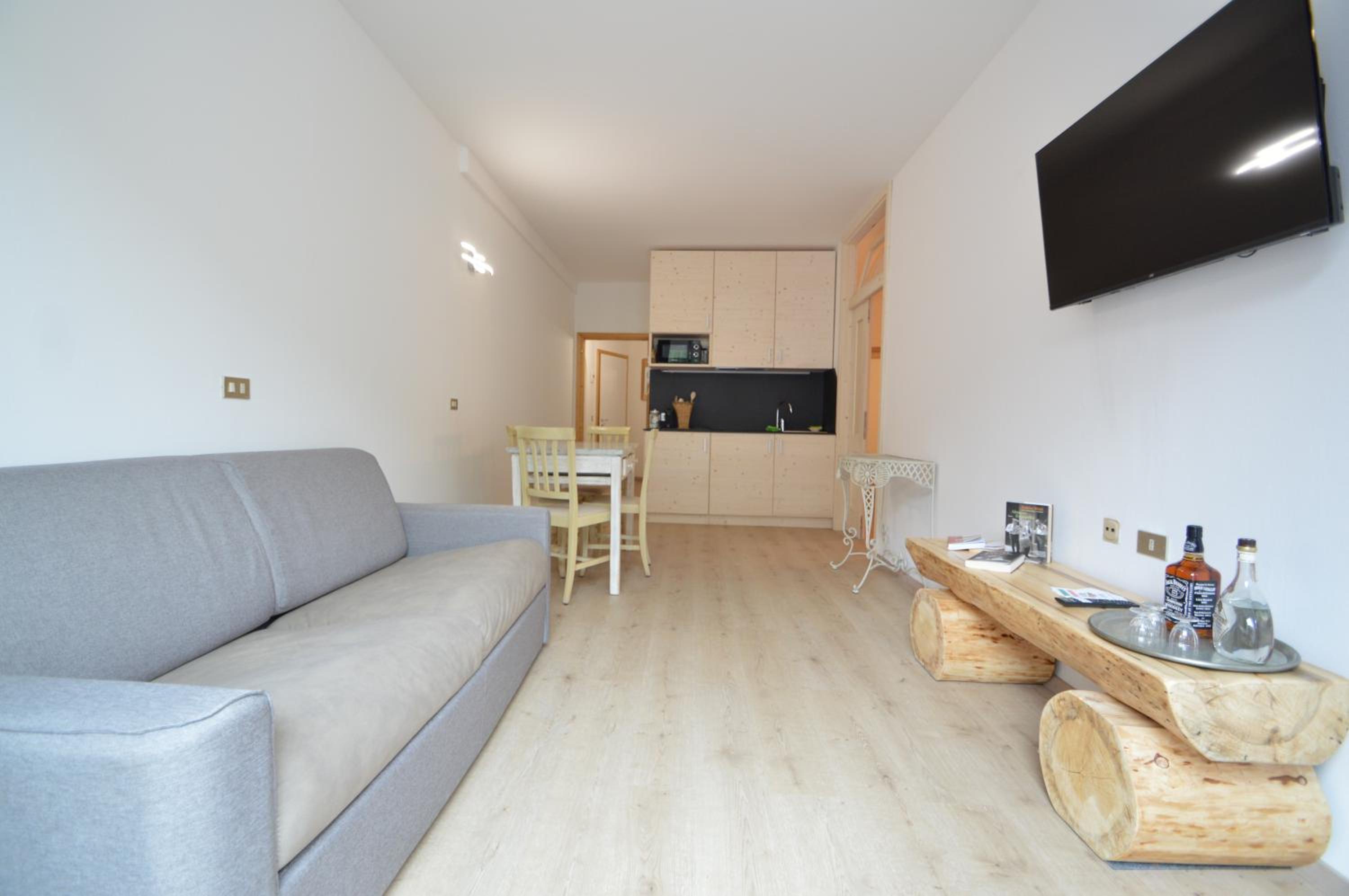 Ary Holiday Home Ski , Bike & Walk view 3