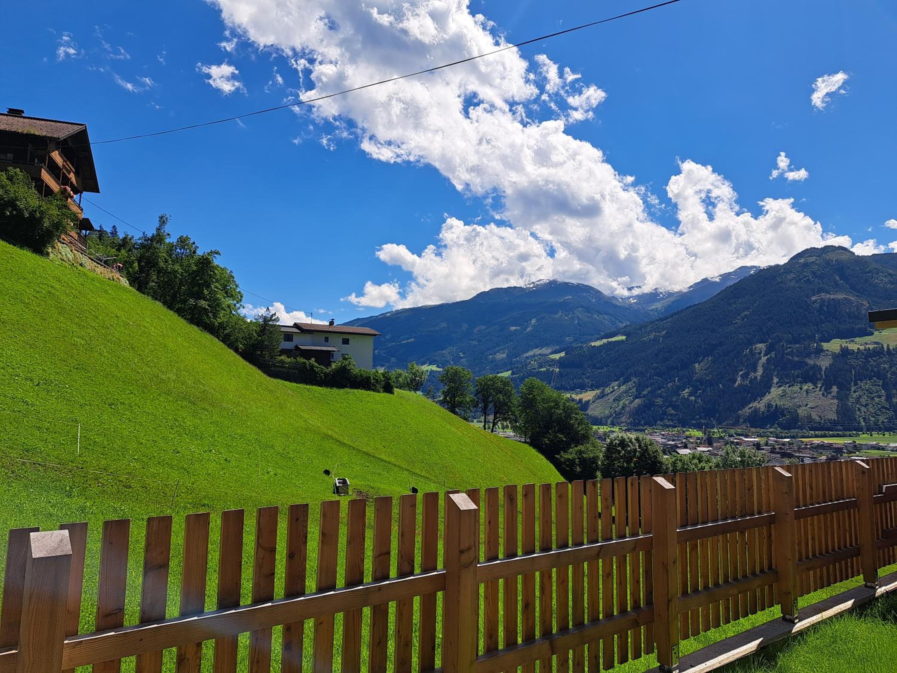 Apartment Wasserfall im Zillertal - Oasis of Peace with Panoramic Terrace, near Fügen