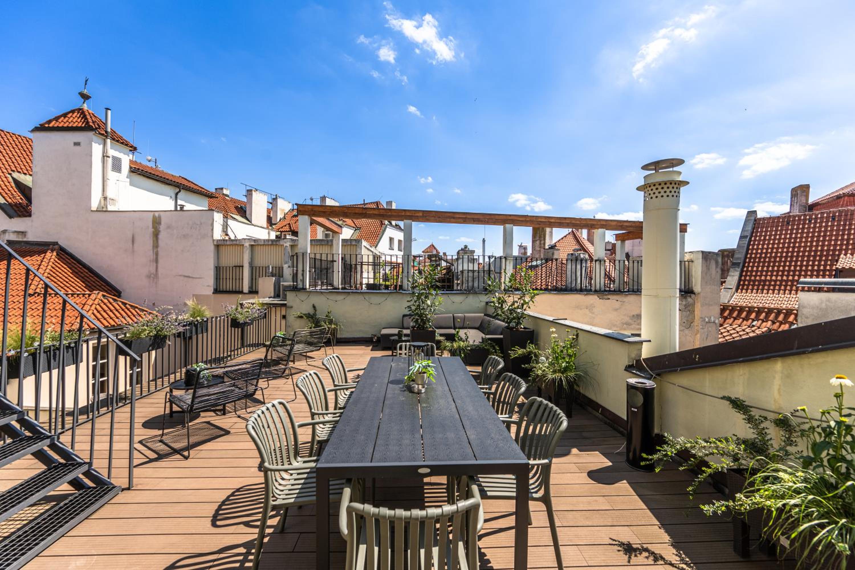 Charles Apartments in Old Town