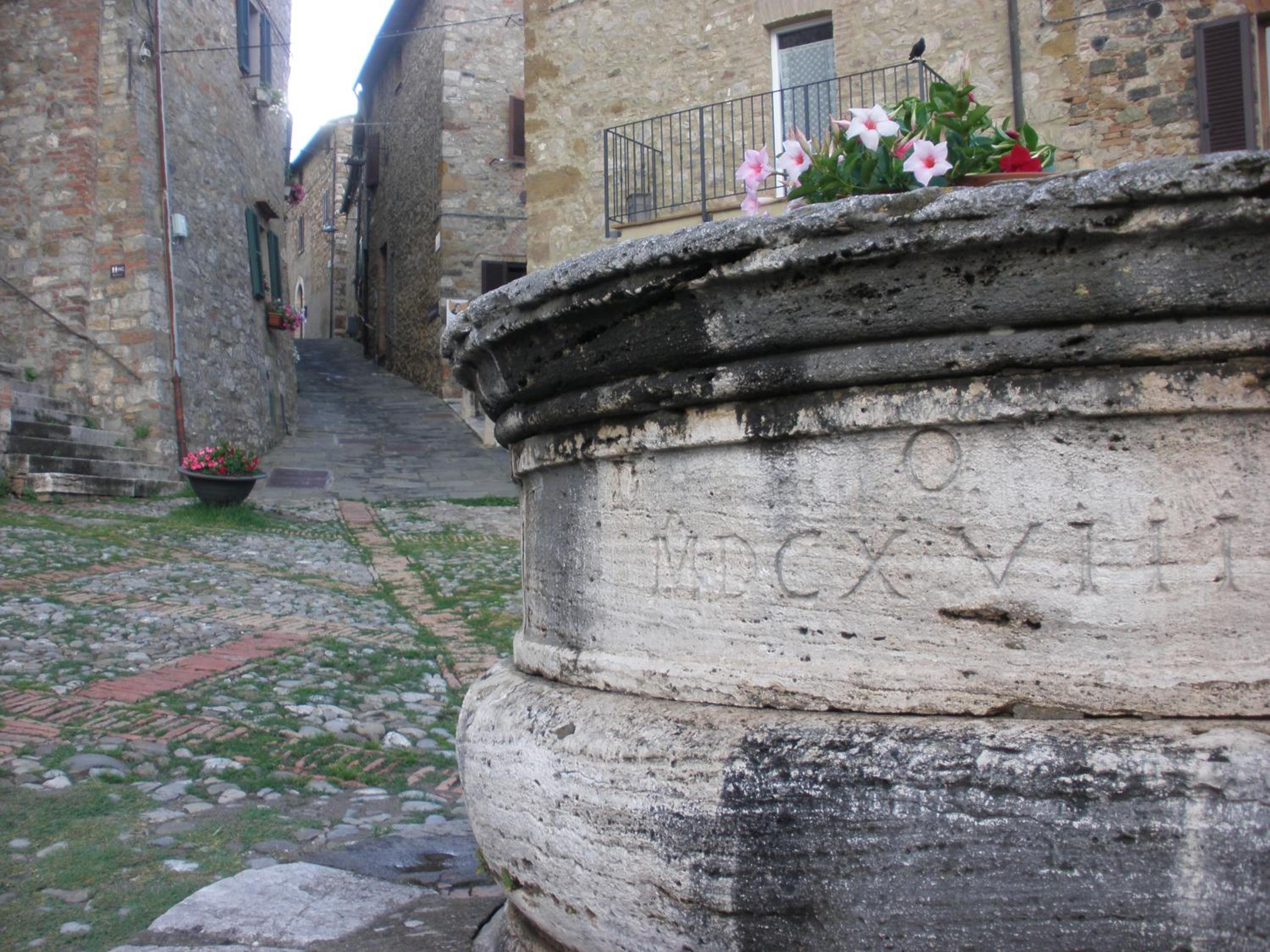 Casa Aldobrandesca