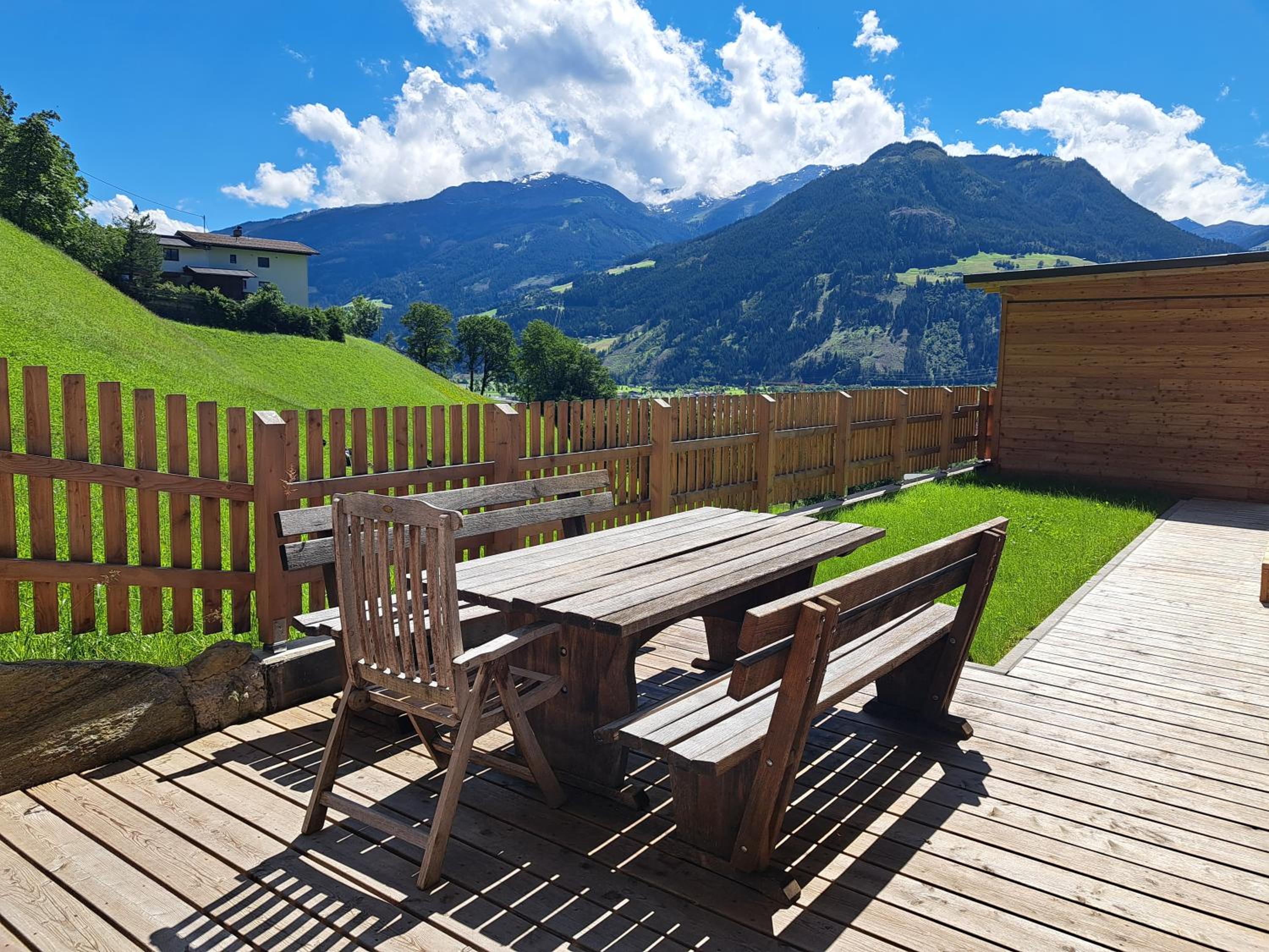 Apartment Wasserfall im Zillertal - Oasis of Peace with Panoramic Terrace, near Fügen