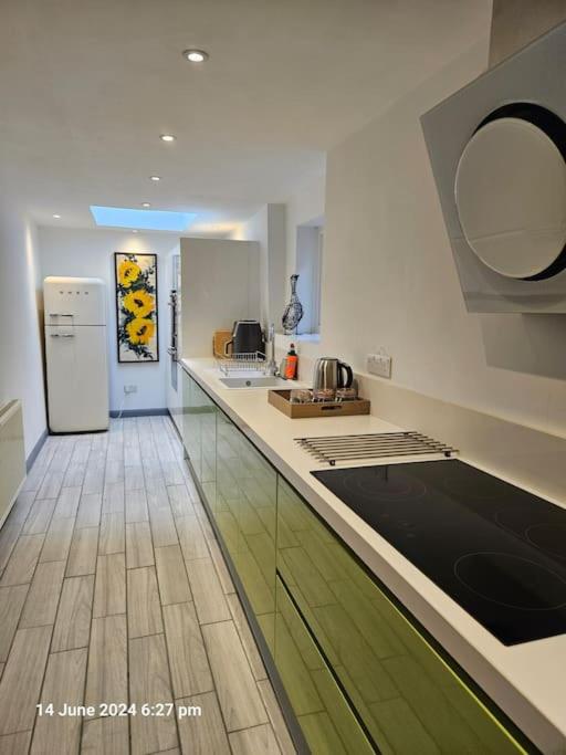 Spacious Farmhouse between St Agnes & Porthowan view 2