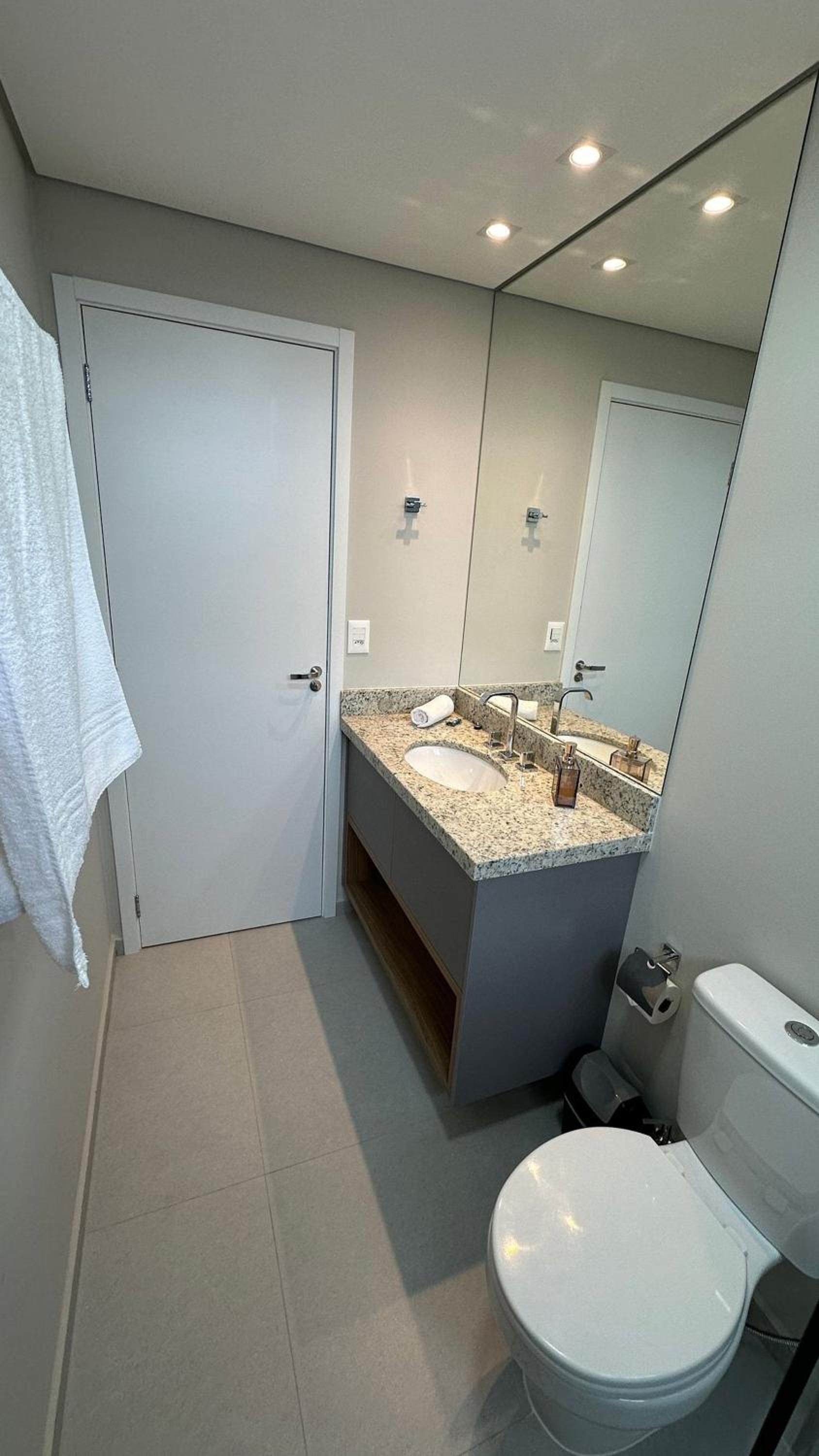 Grande apartamento no centro de Foz do Iguaçu