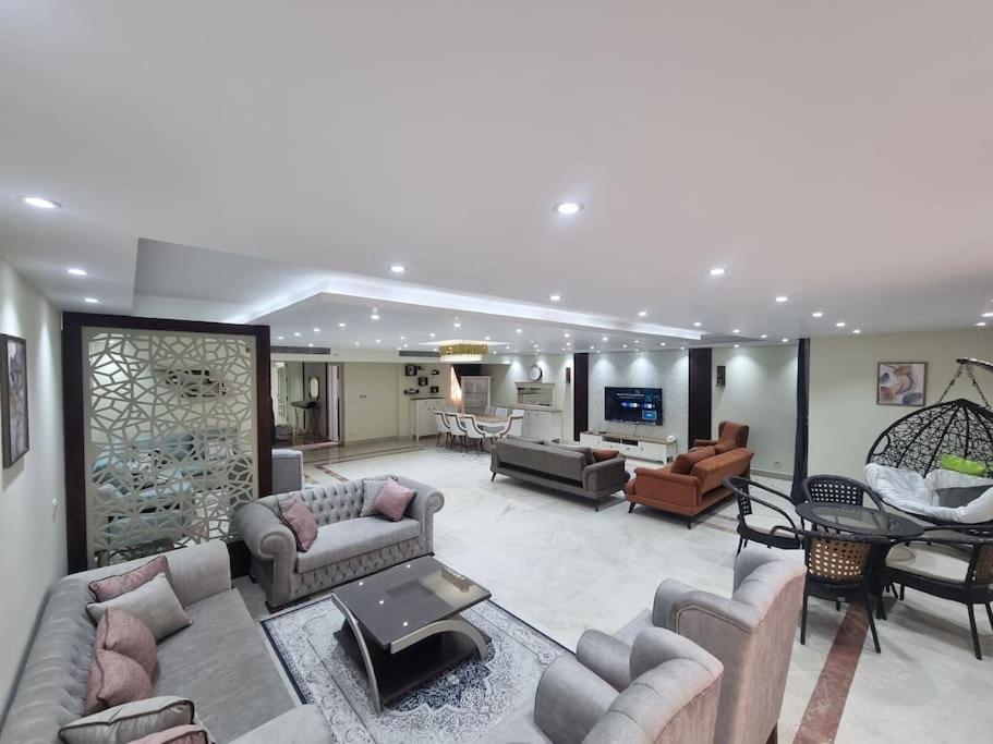 Presidential Suite Near City Star 3 Bed Apartment