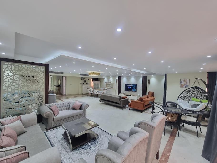 Presidential Suite Near City Star 3 Bed Apartment
