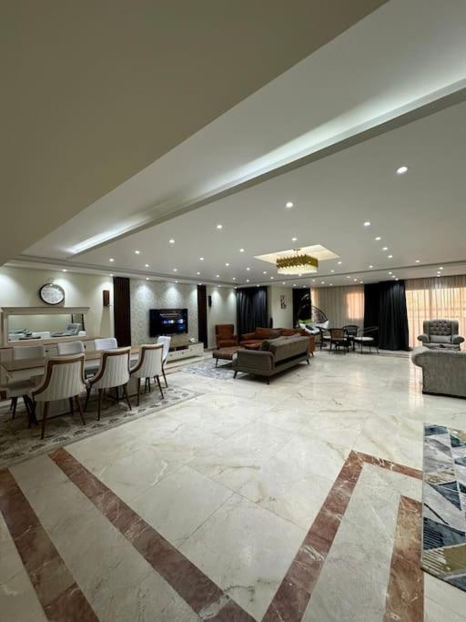 Presidential Suite Near City Star 3 Bed Apartment