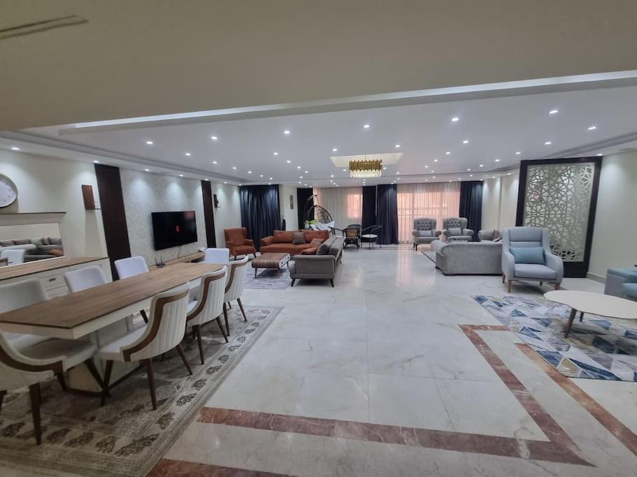 Presidential Suite Near City Star 3 Bed Apartment