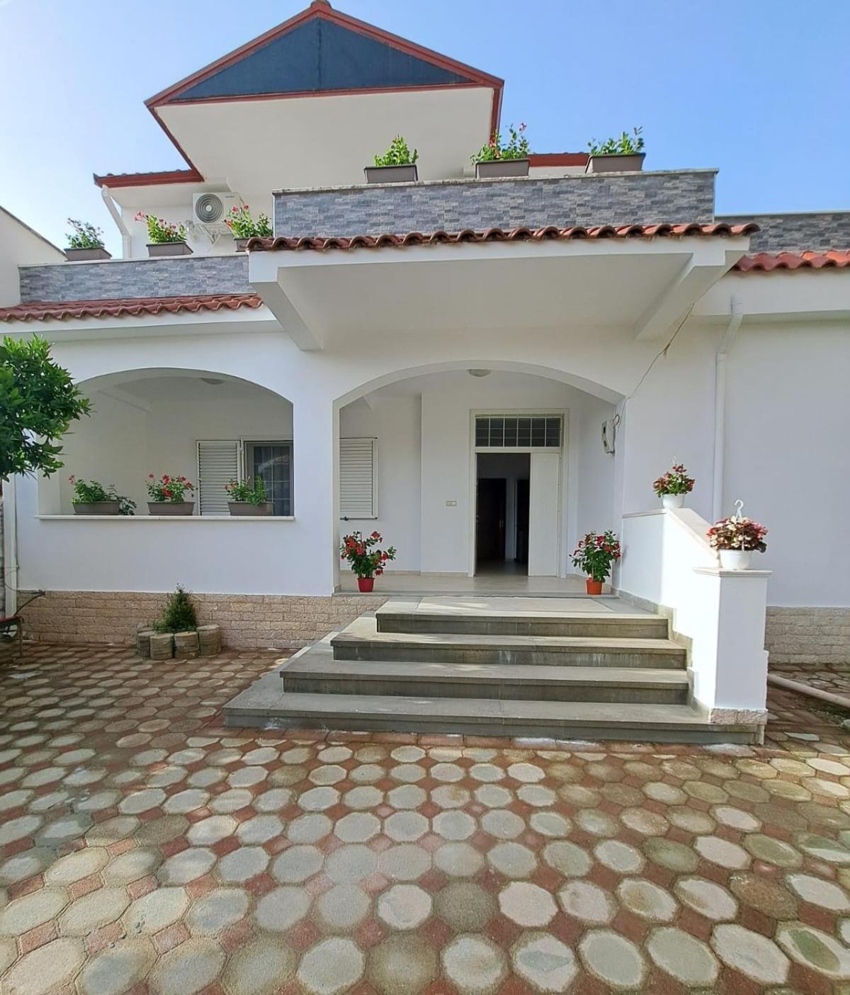 Vila Vokopola